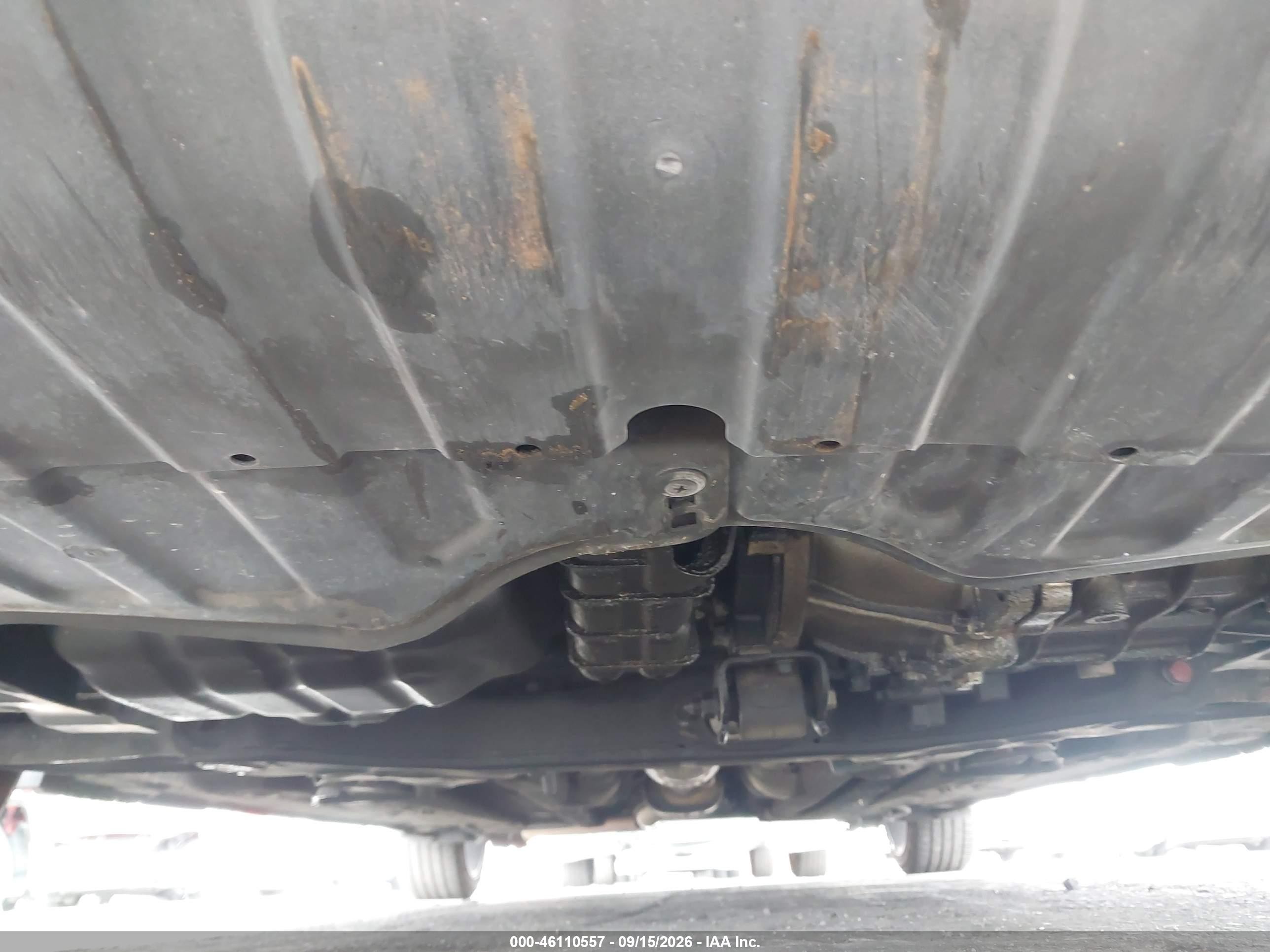 2013 Hyundai Elantra Limited Серебряный vin: KMHDH4AE8DU763731