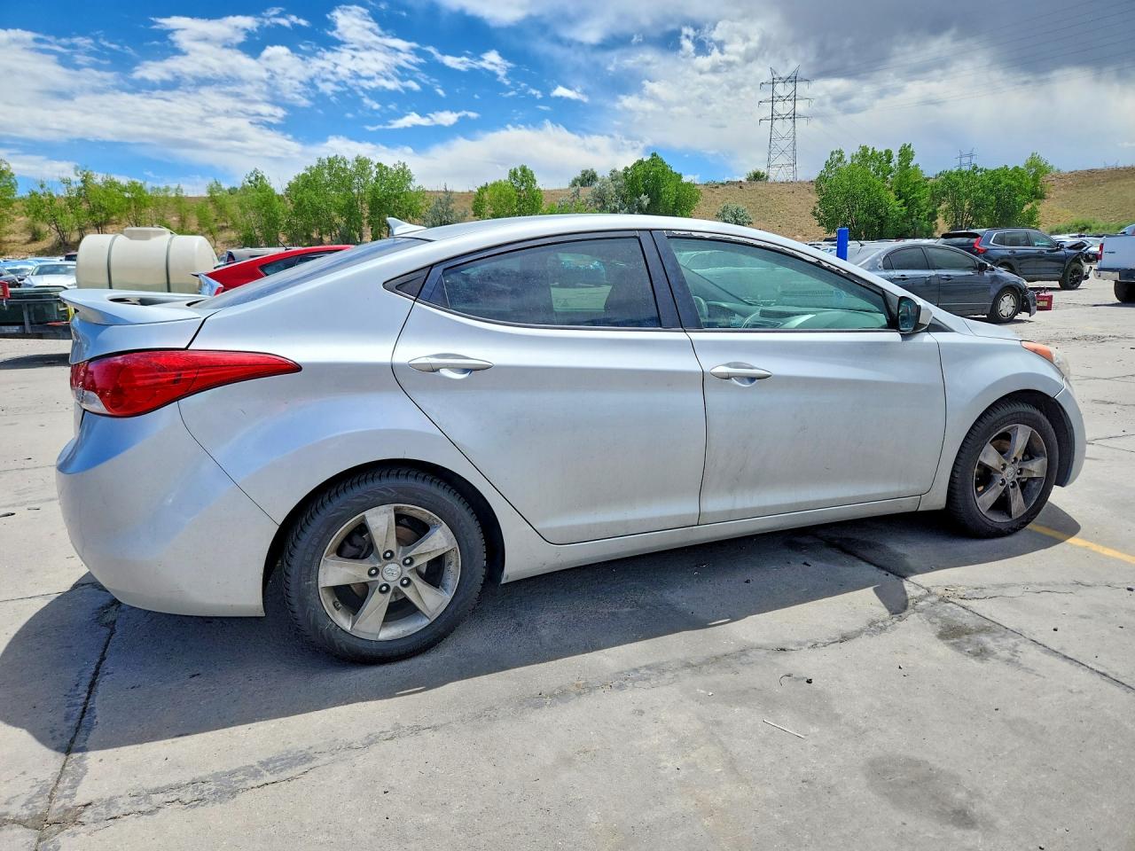 2013 Hyundai Elantra Gls Silver vin: KMHDH4AE8DU853221