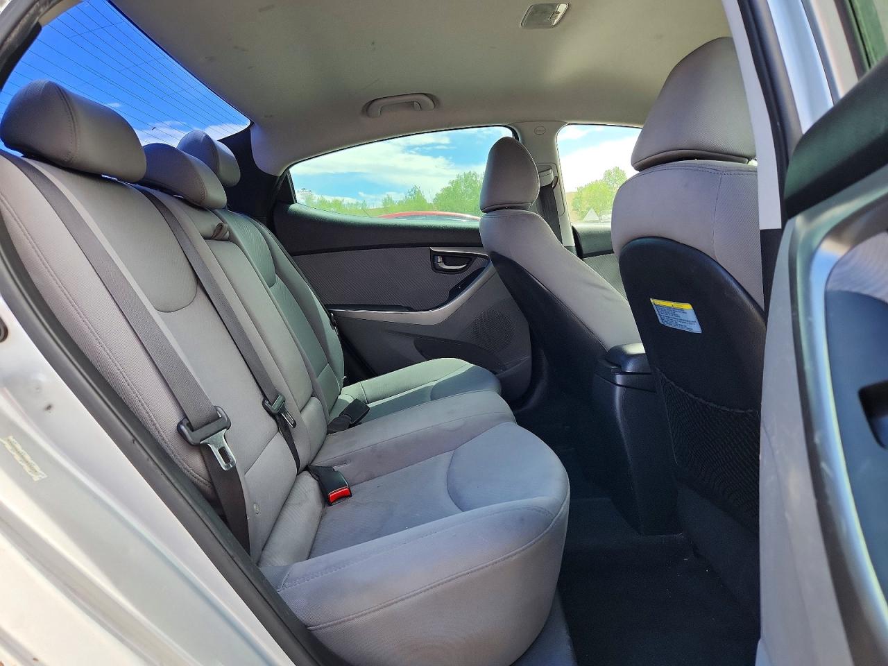 2013 Hyundai Elantra Gls Silver vin: KMHDH4AE8DU853221