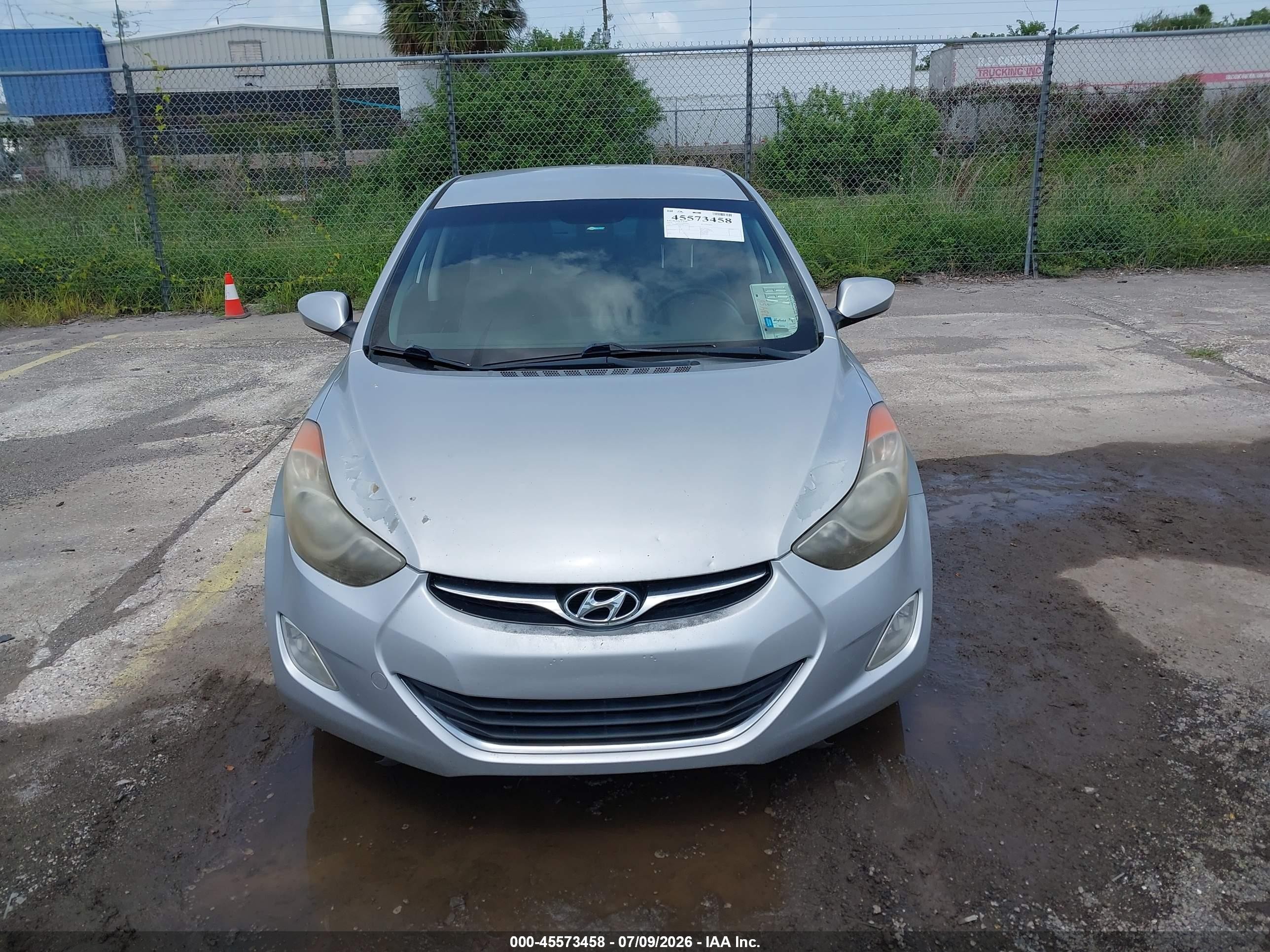 2013 Hyundai Elantra Gls Серебряный vin: KMHDH4AE8DU854465