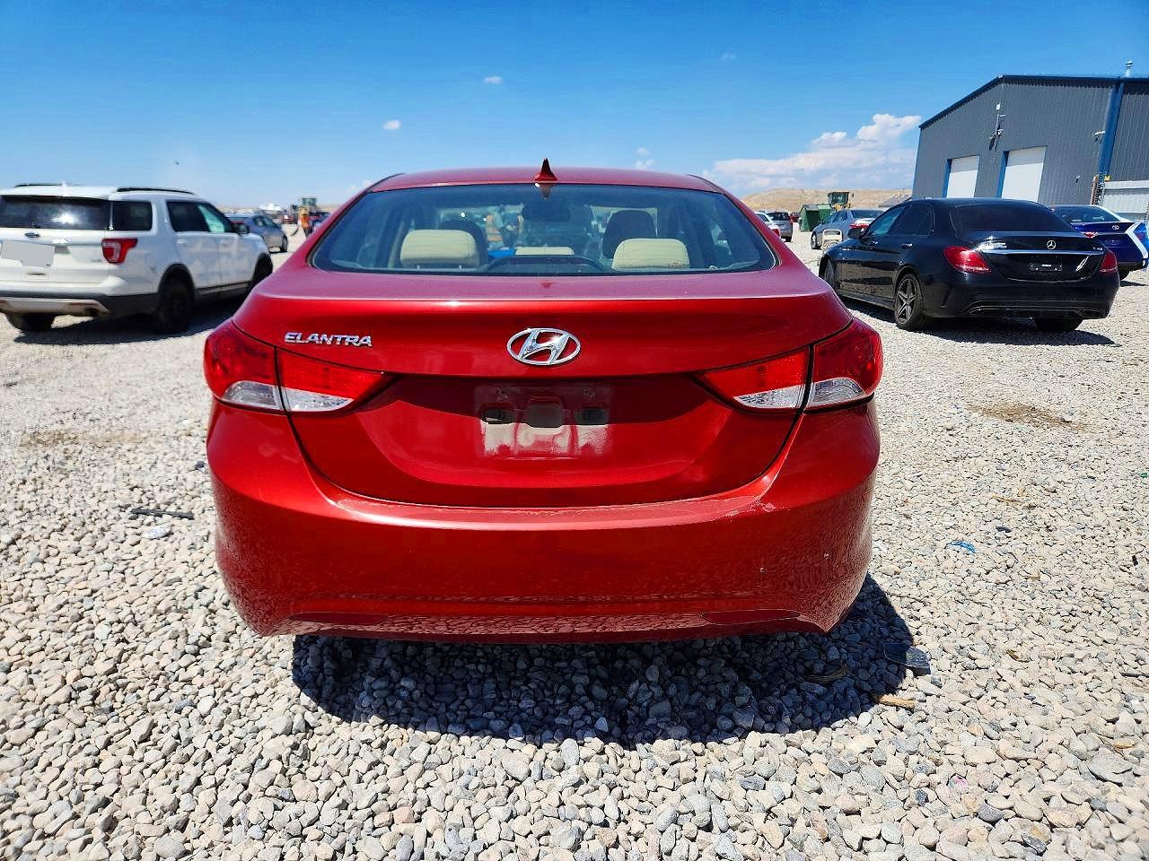 2013 Hyundai Elantra Gls Burgundy vin: KMHDH4AE8DU864171