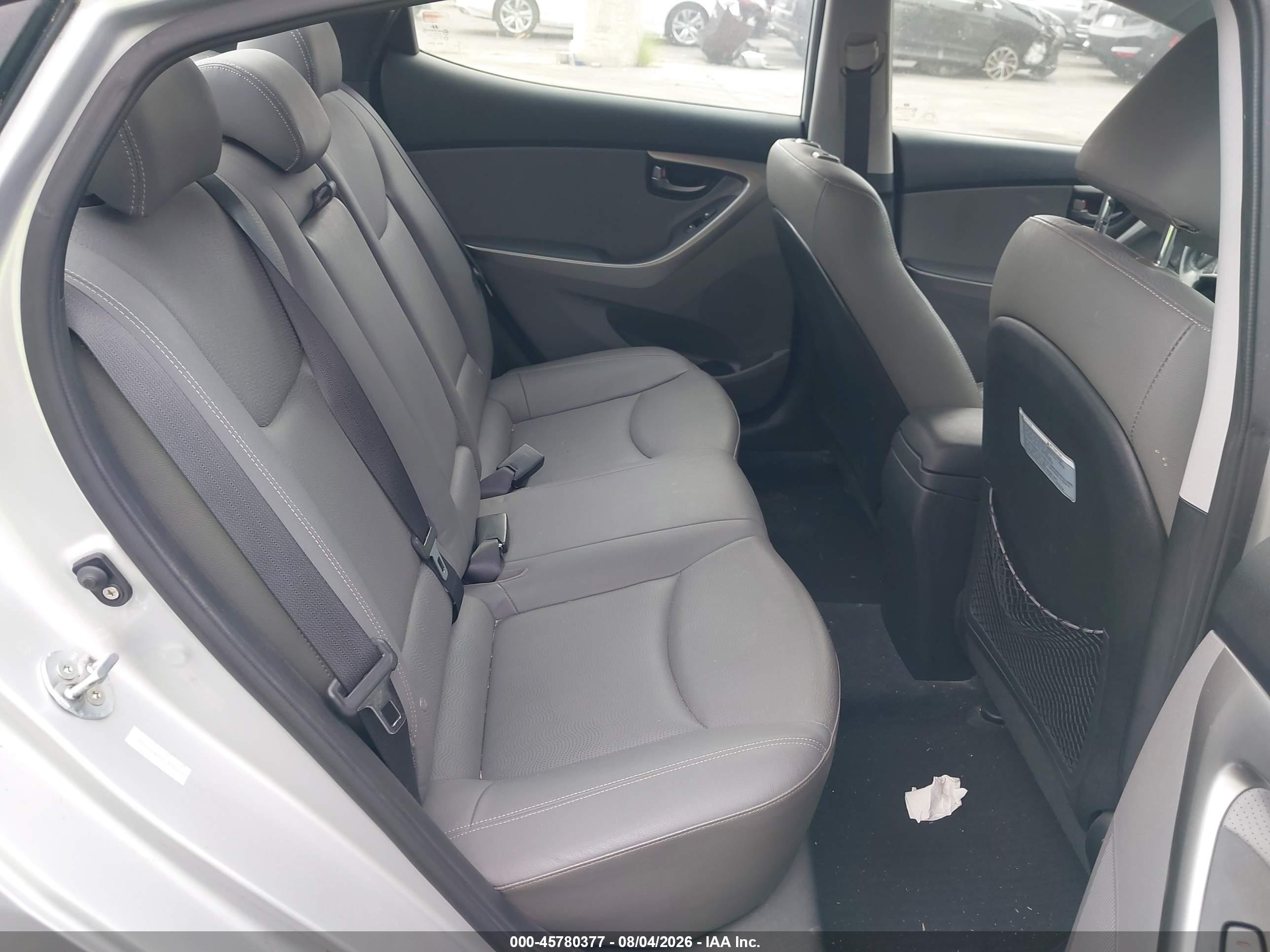 2013 Hyundai Elantra Limited Silver vin: KMHDH4AE8DU919623