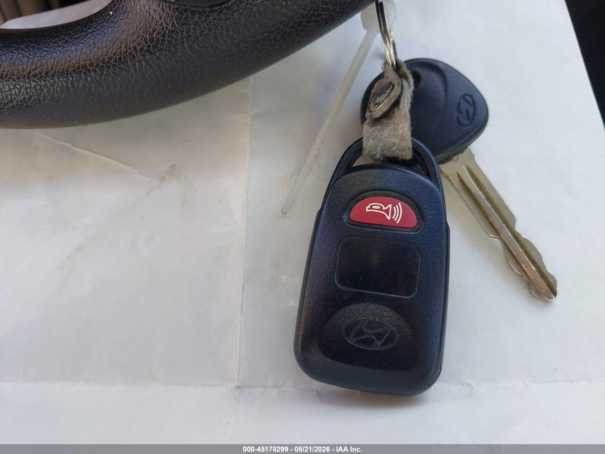 2013 Hyundai Elantra Gls Silver vin: KMHDH4AE8DU931514