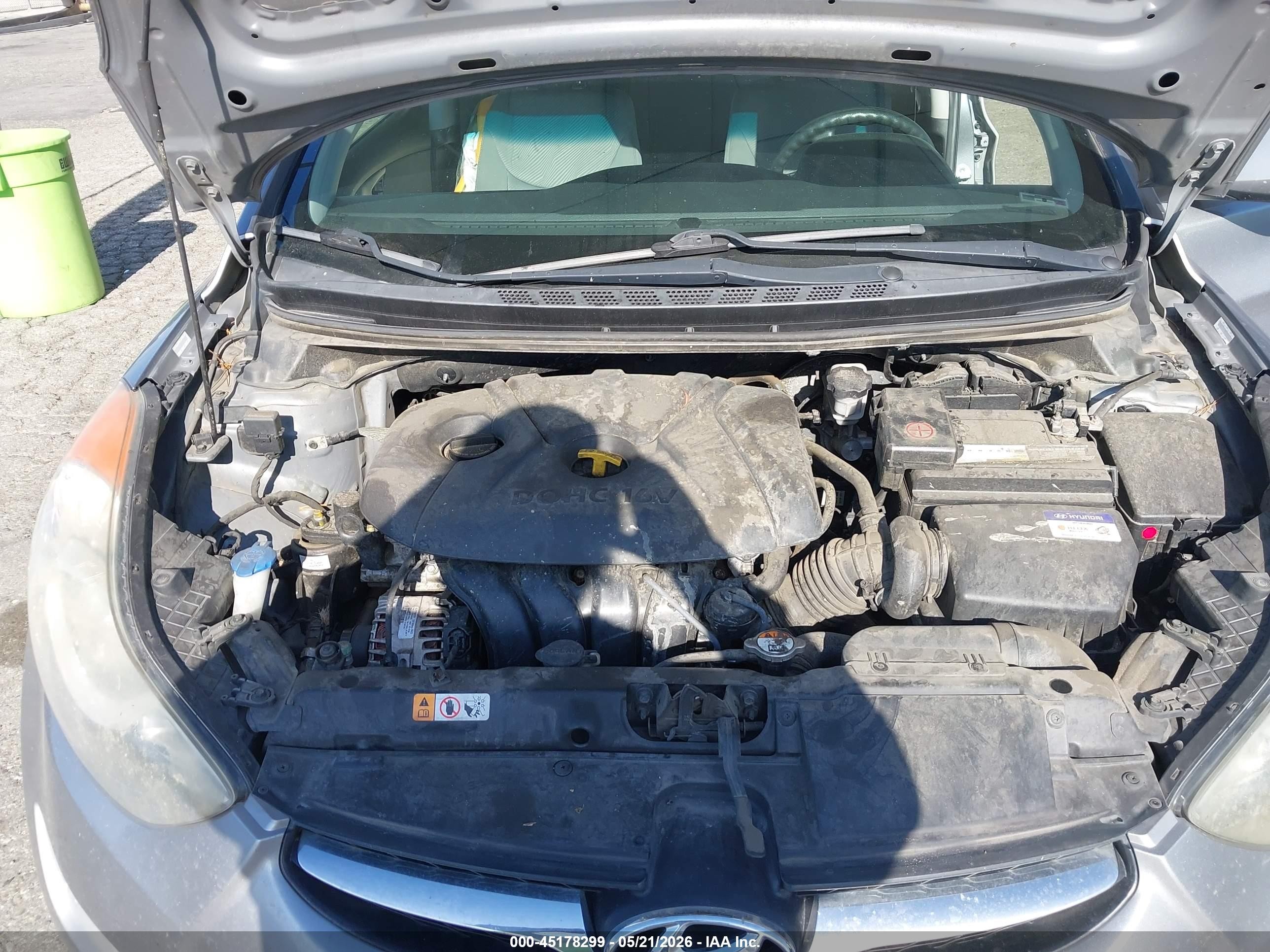 2013 Hyundai Elantra Gls Silver vin: KMHDH4AE8DU931514