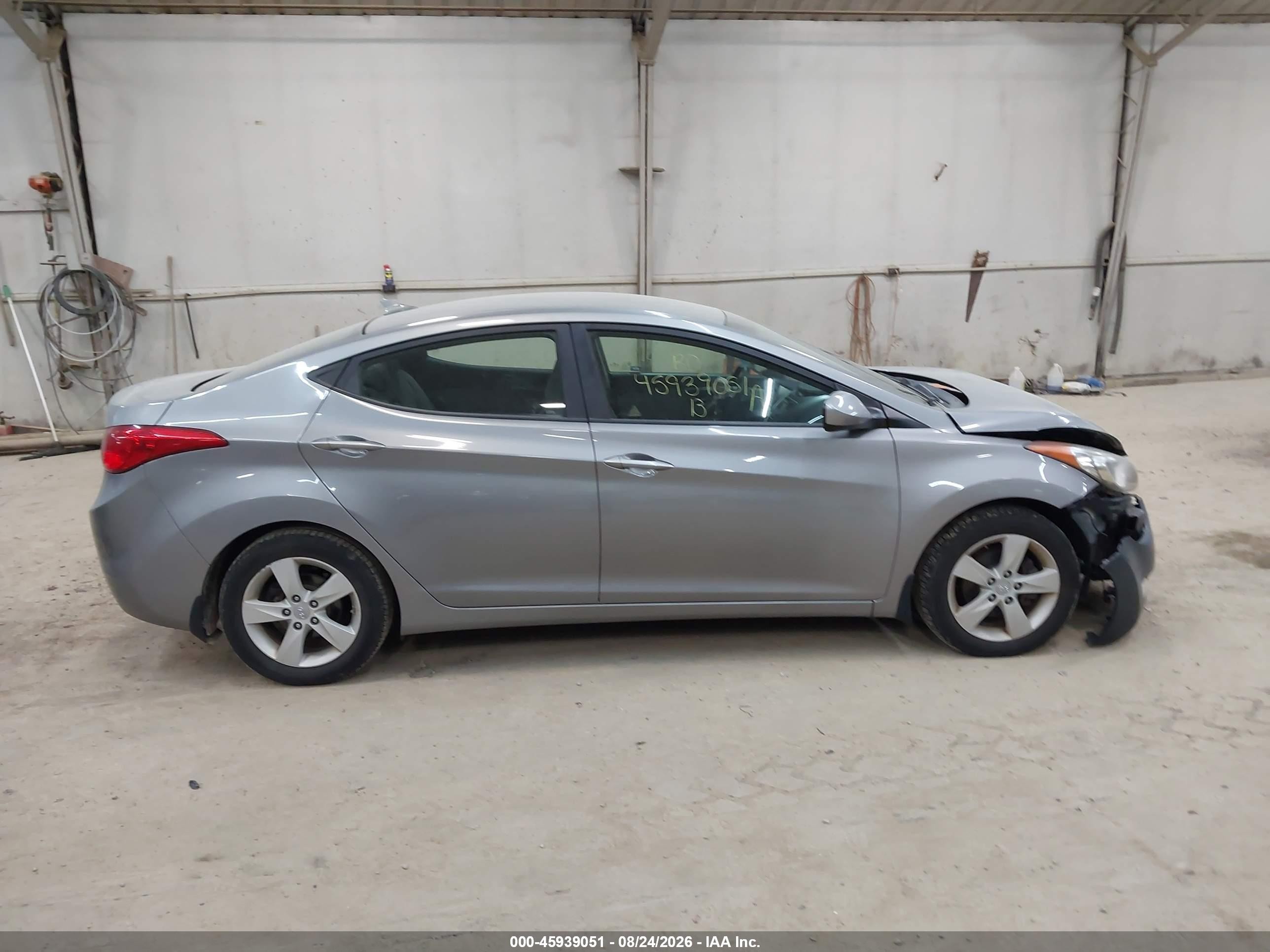 2013 Hyundai Elantra Gls Silver vin: KMHDH4AE8DU976663