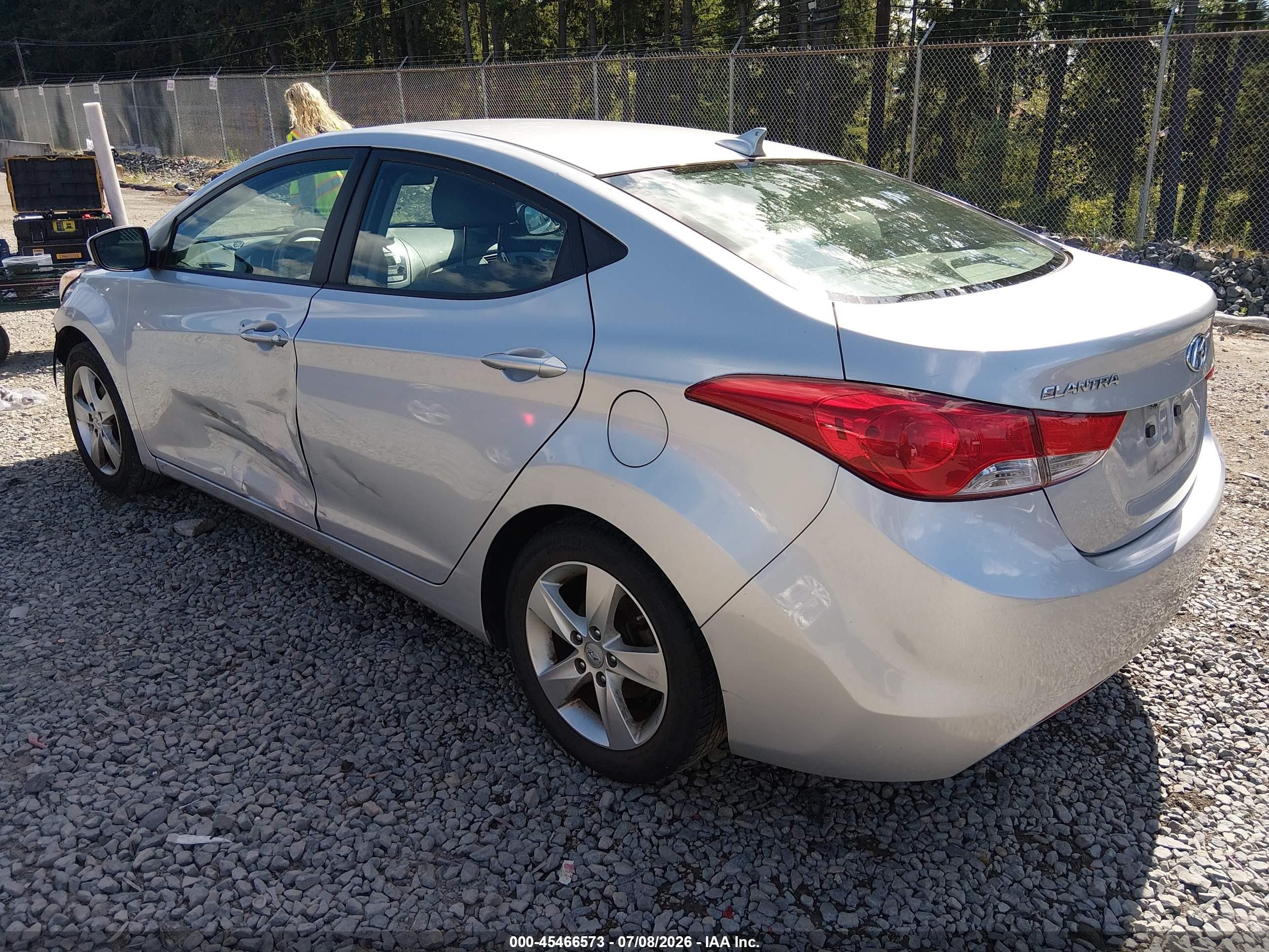 2013 Hyundai Elantra Gls Silver vin: KMHDH4AE8DU992555
