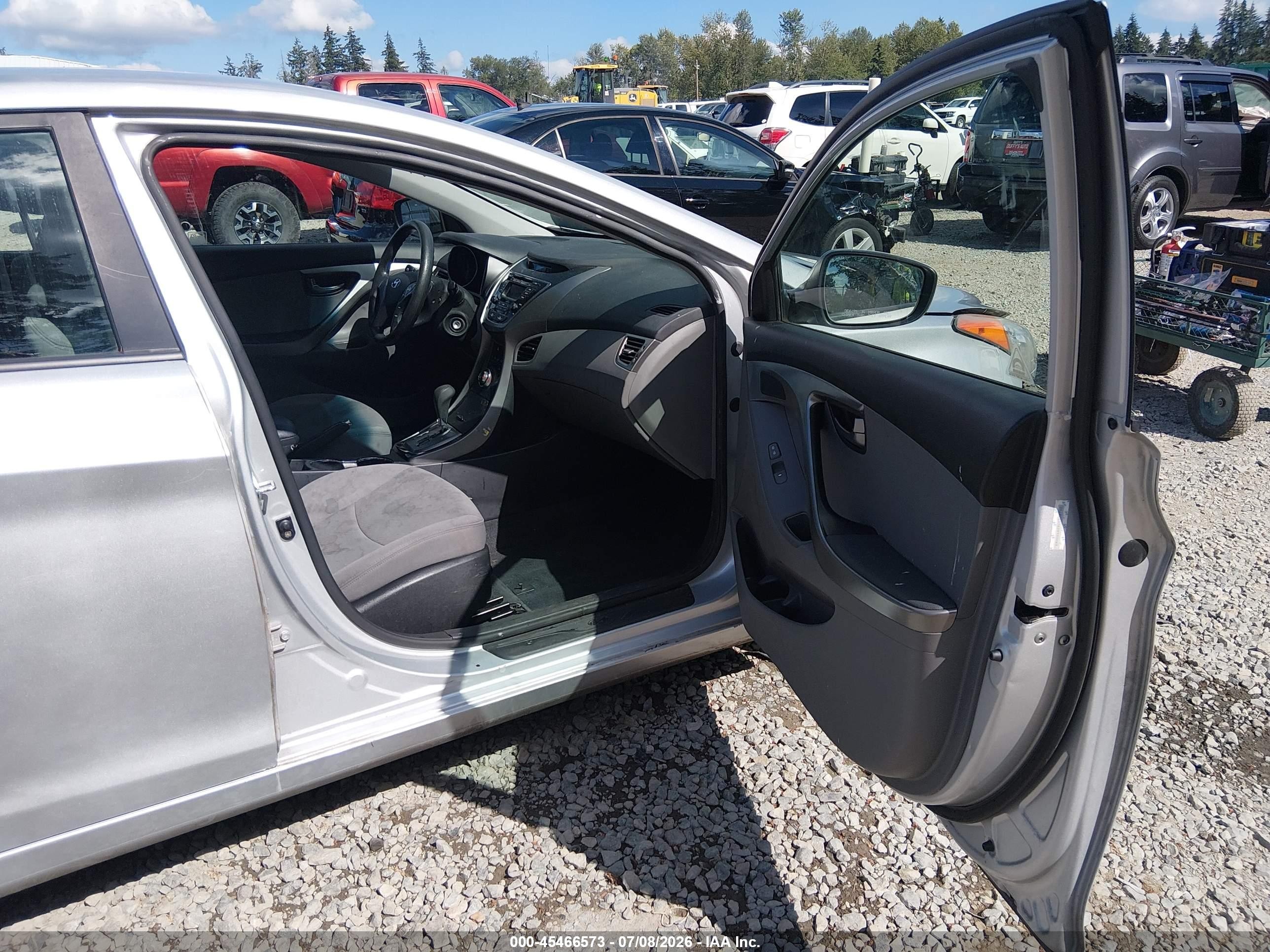 2013 Hyundai Elantra Gls Silver vin: KMHDH4AE8DU992555