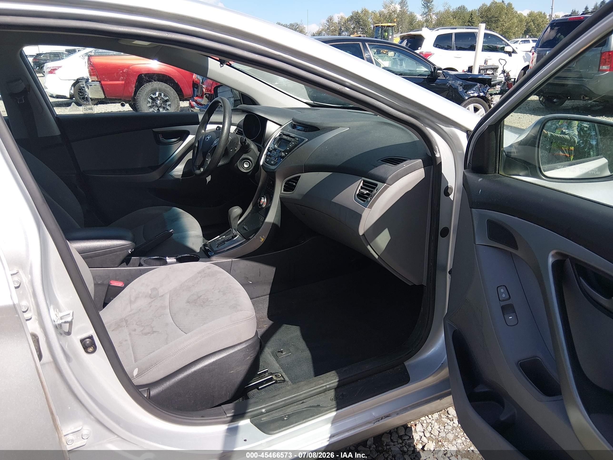 2013 Hyundai Elantra Gls Silver vin: KMHDH4AE8DU992555