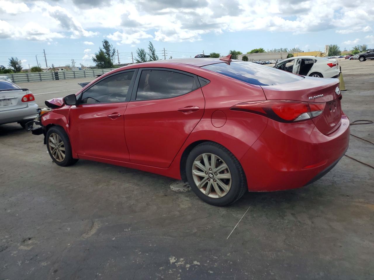 2014 Hyundai Elantra Se Red vin: KMHDH4AE8EU082387