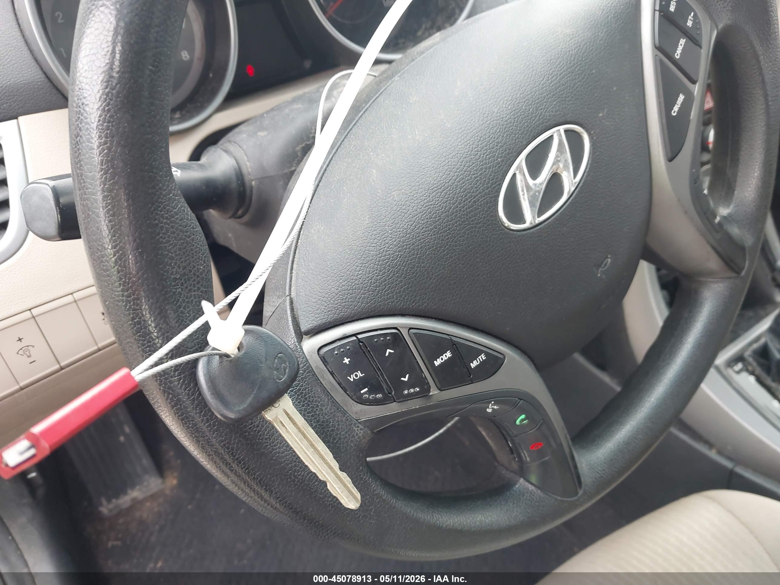 2014 Hyundai Elantra Se Синий vin: KMHDH4AE8EU085631