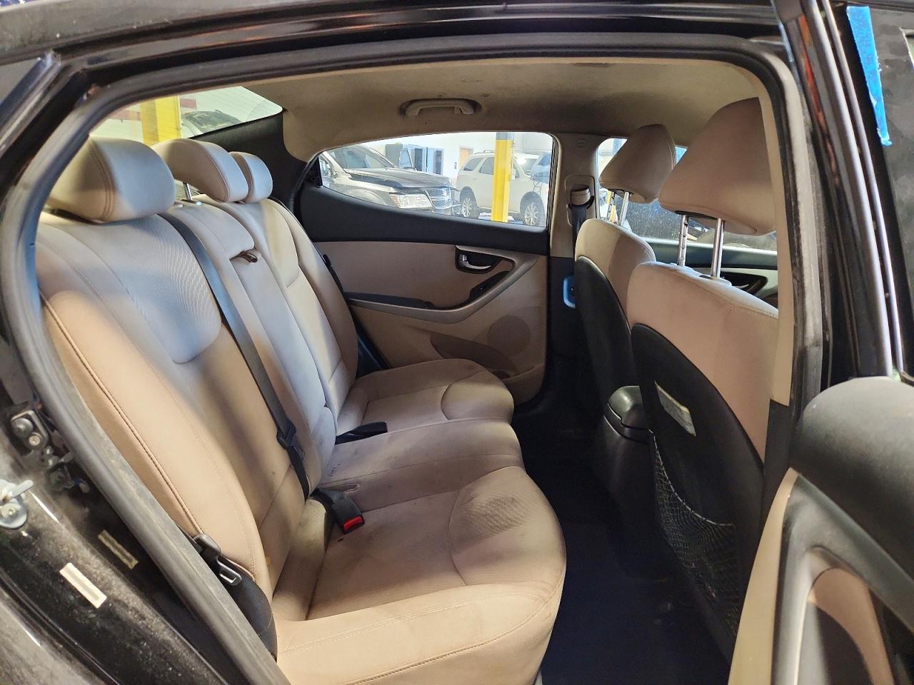 2014 Hyundai Elantra Se Black vin: KMHDH4AE8EU087105