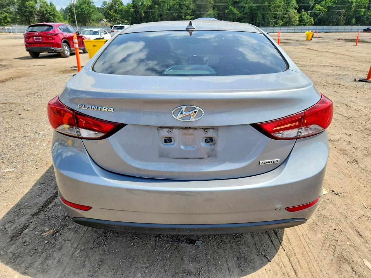 2014 Hyundai Elantra Limited Серебряный vin: KMHDH4AE8EU101021