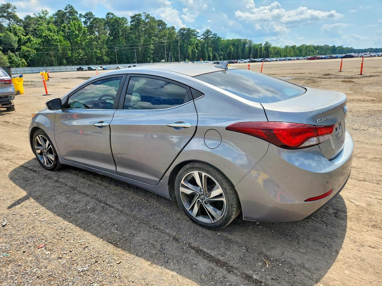 2014 Hyundai Elantra Limited Серебряный vin: KMHDH4AE8EU101021
