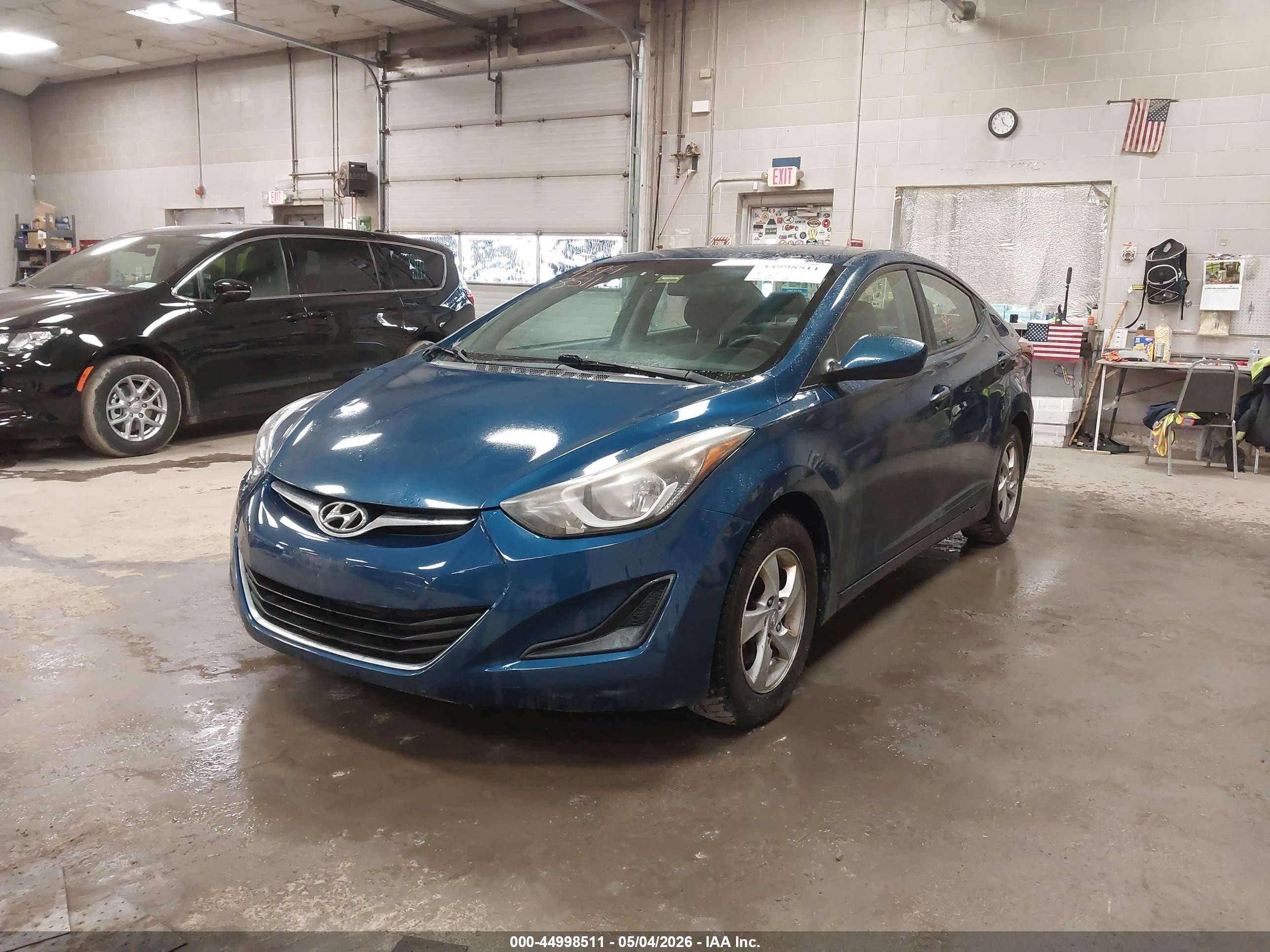 2014 Hyundai Elantra Se Blue vin: KMHDH4AE8EU131815
