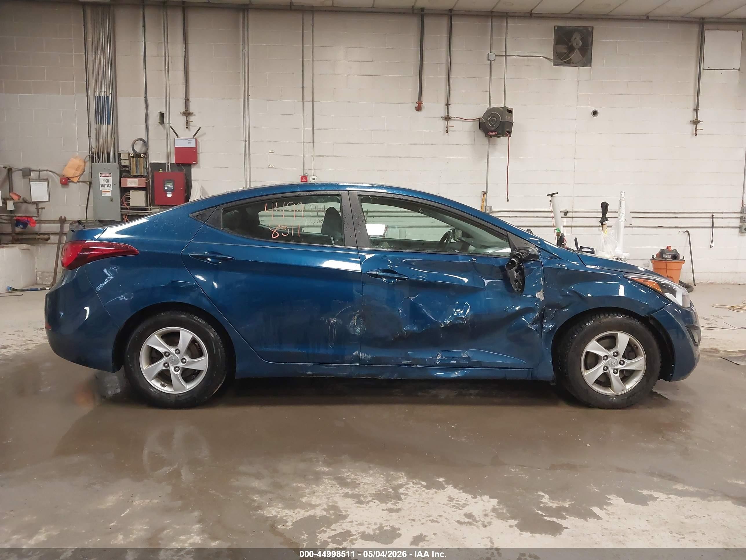 2014 Hyundai Elantra Se Blue vin: KMHDH4AE8EU131815