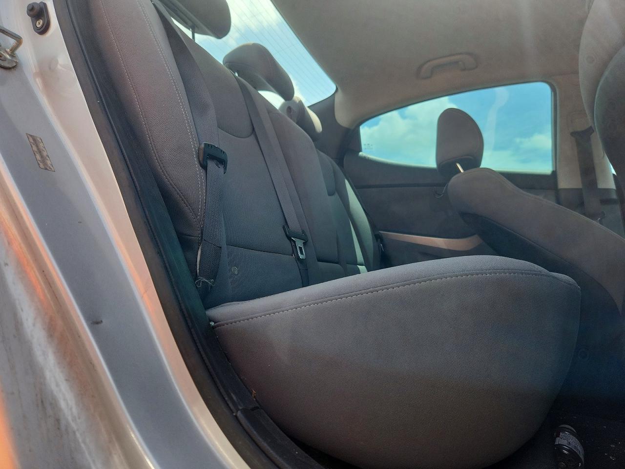 2014 Hyundai Elantra Se Silver vin: KMHDH4AE8EU143821