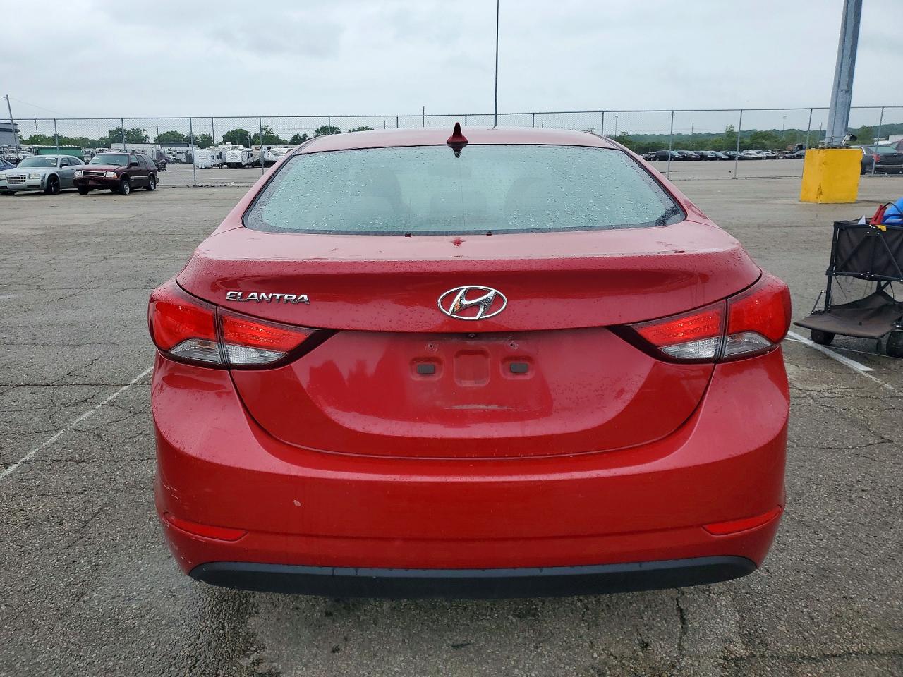 2014 Hyundai Elantra Se Red vin: KMHDH4AE8EU154236