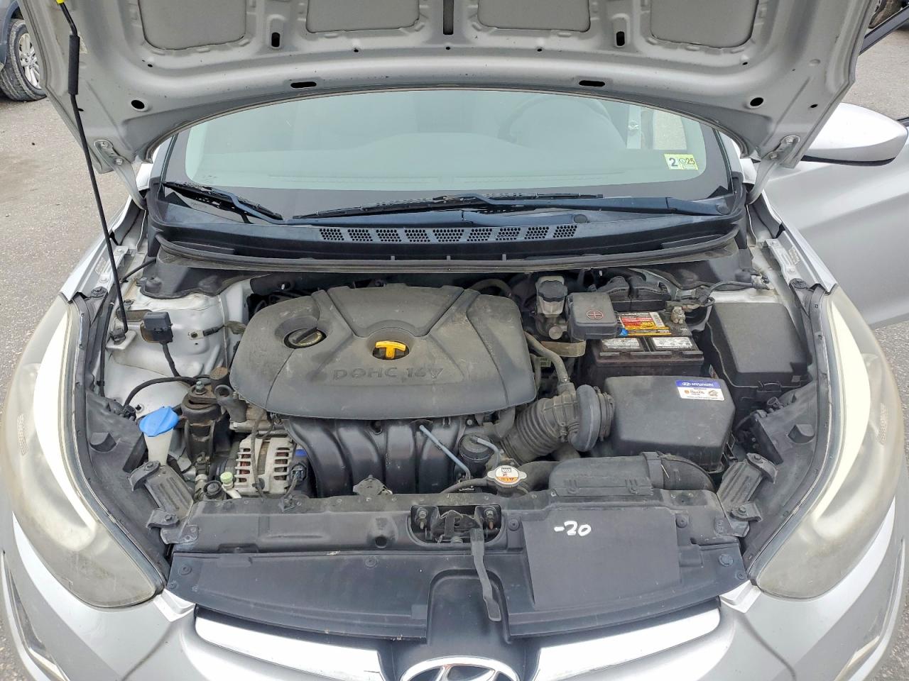 2014 Hyundai Elantra Se Silver vin: KMHDH4AE8EU181081