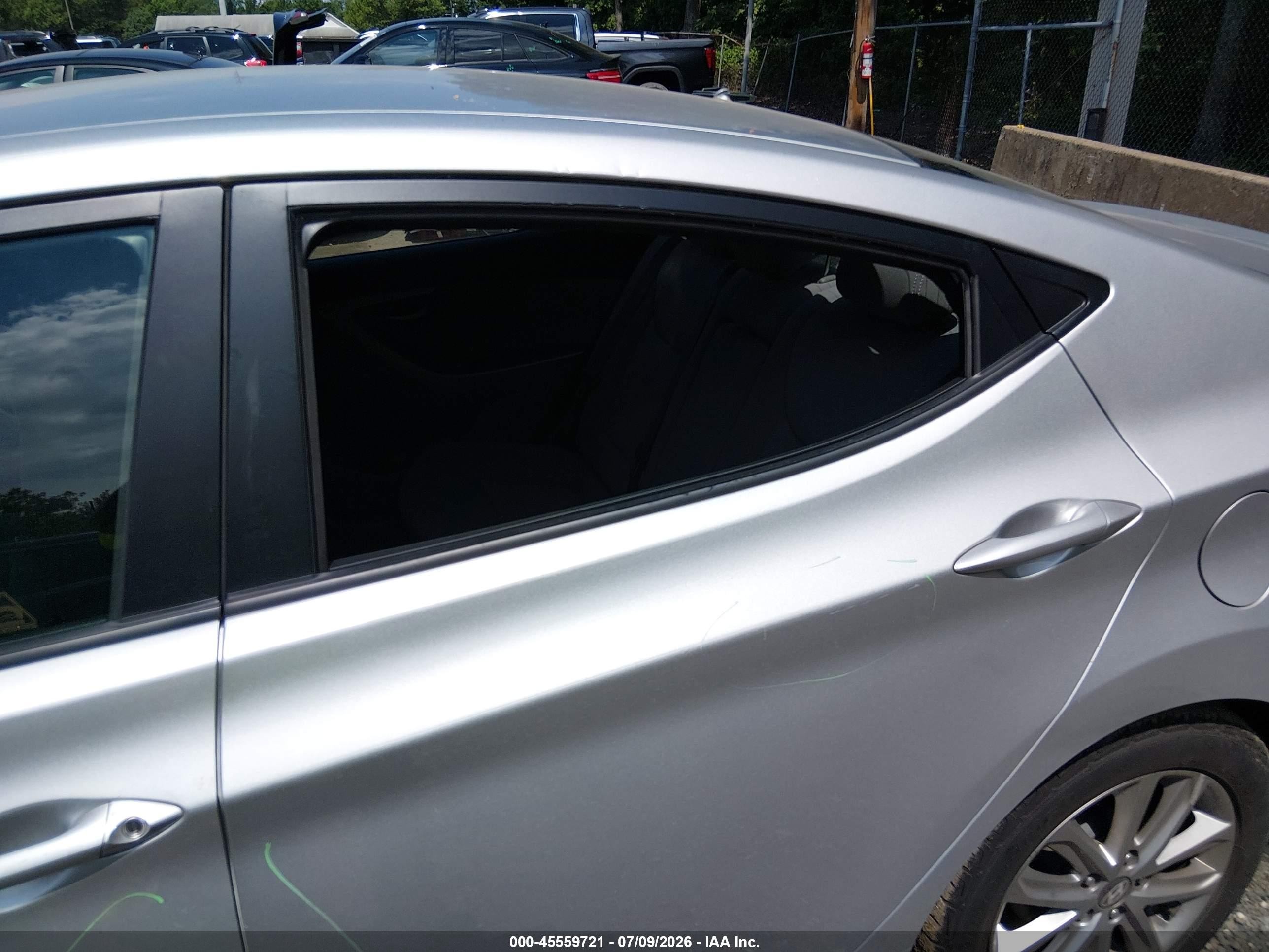 2015 Hyundai Elantra Se Серебряный vin: KMHDH4AE8FU260770