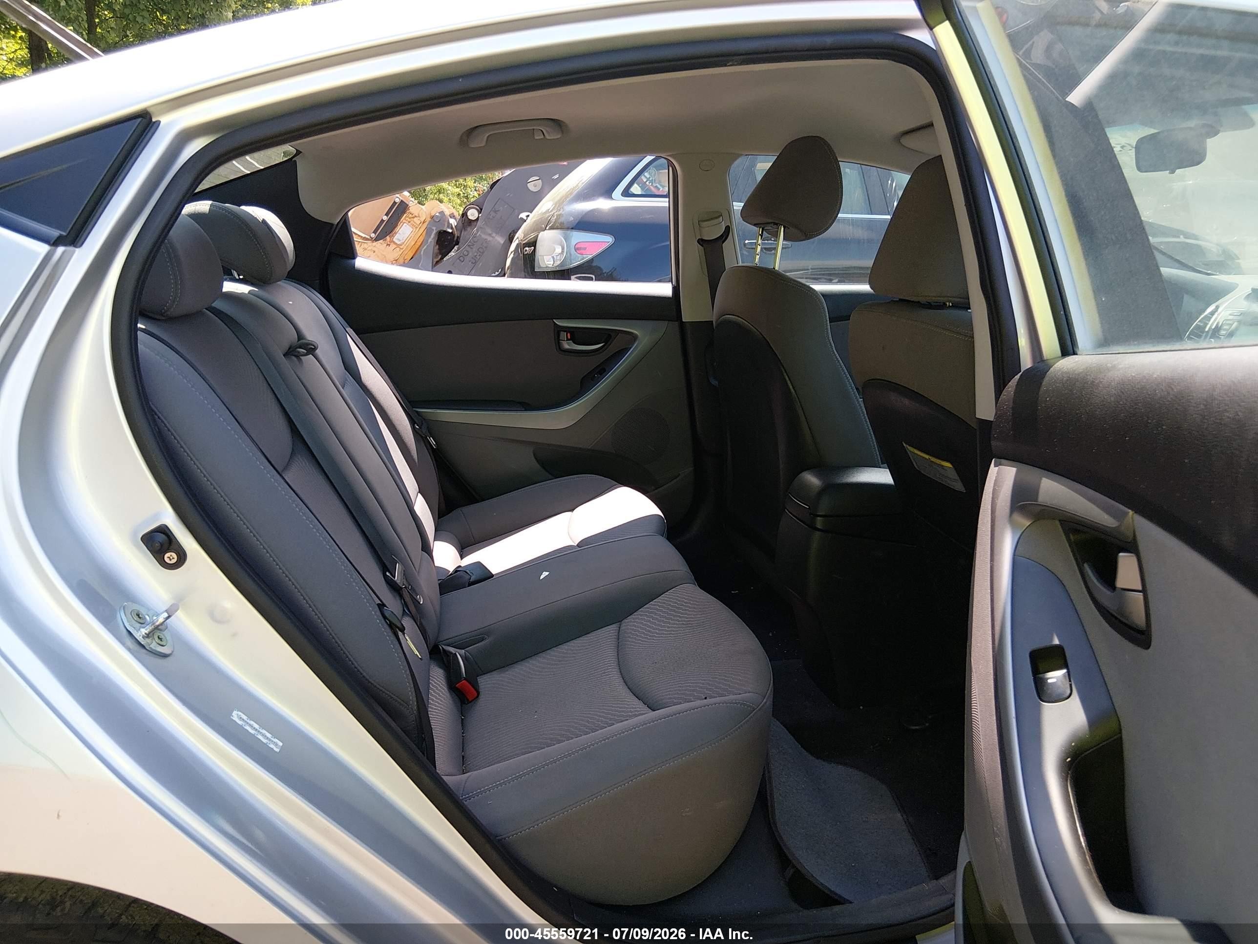 2015 Hyundai Elantra Se Серебряный vin: KMHDH4AE8FU260770
