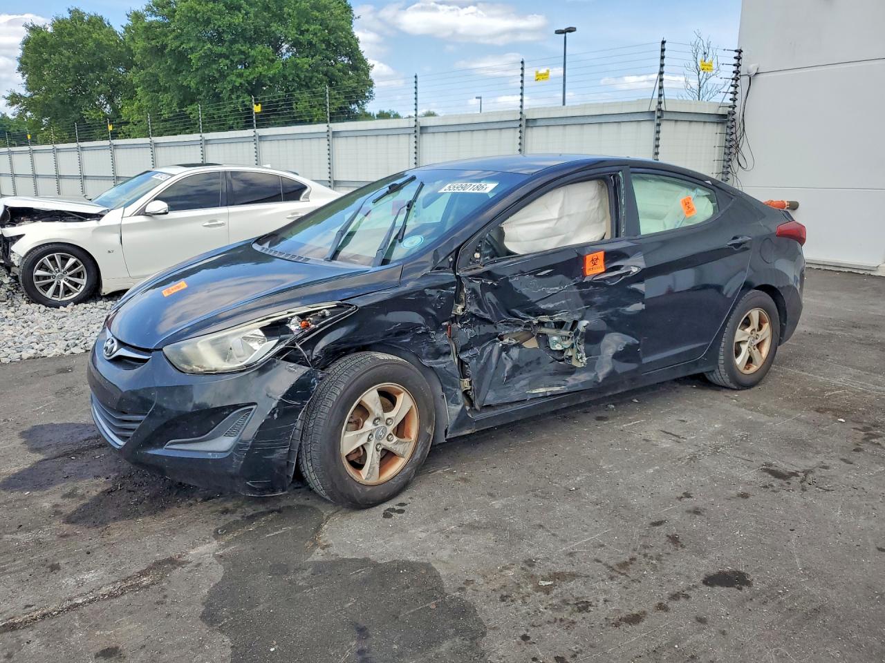KMHDH4AE8FU283353