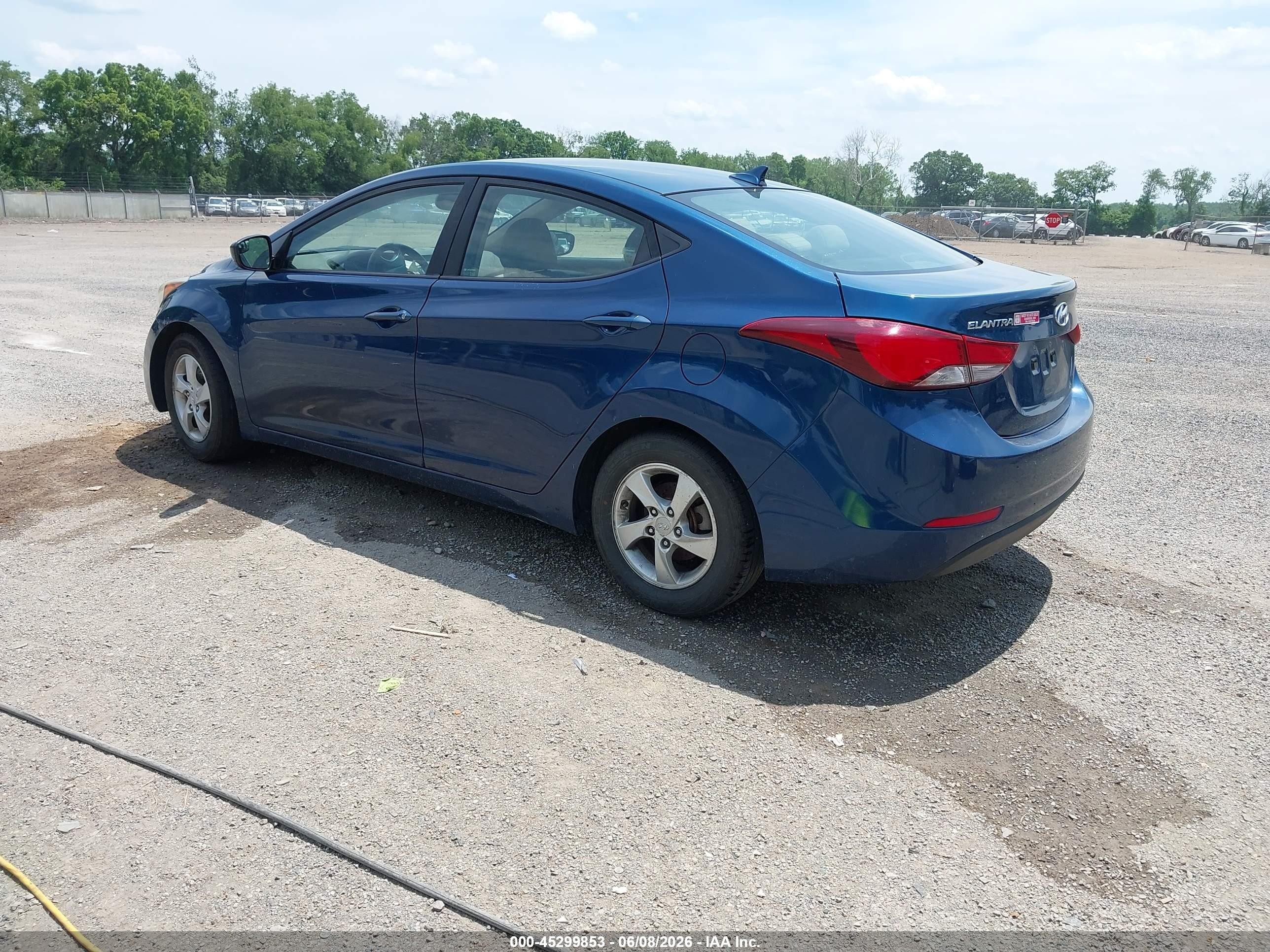 2015 Hyundai Elantra Se Blue vin: KMHDH4AE8FU329828