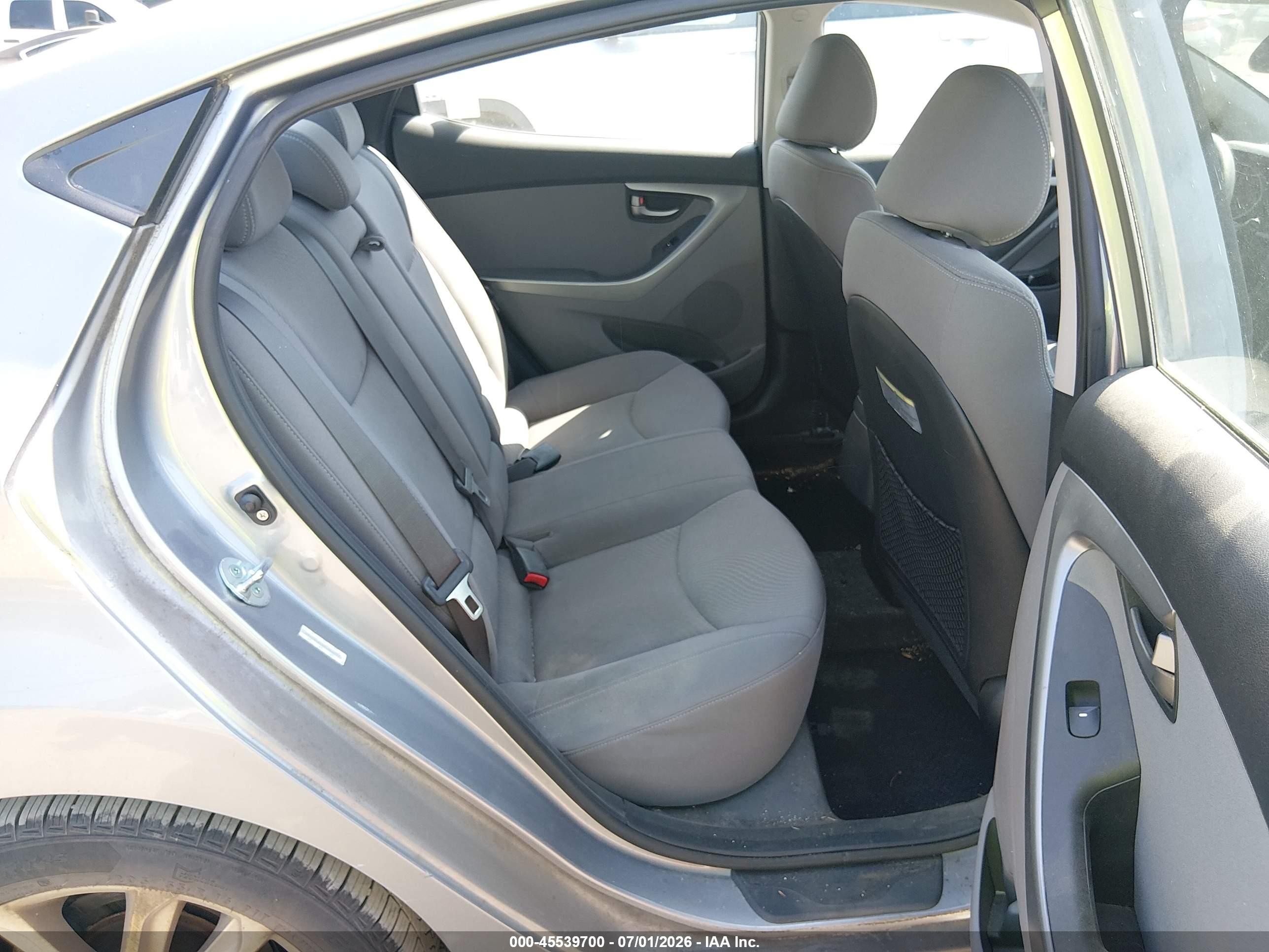 2015 Hyundai Elantra Se Silver vin: KMHDH4AE8FU346211