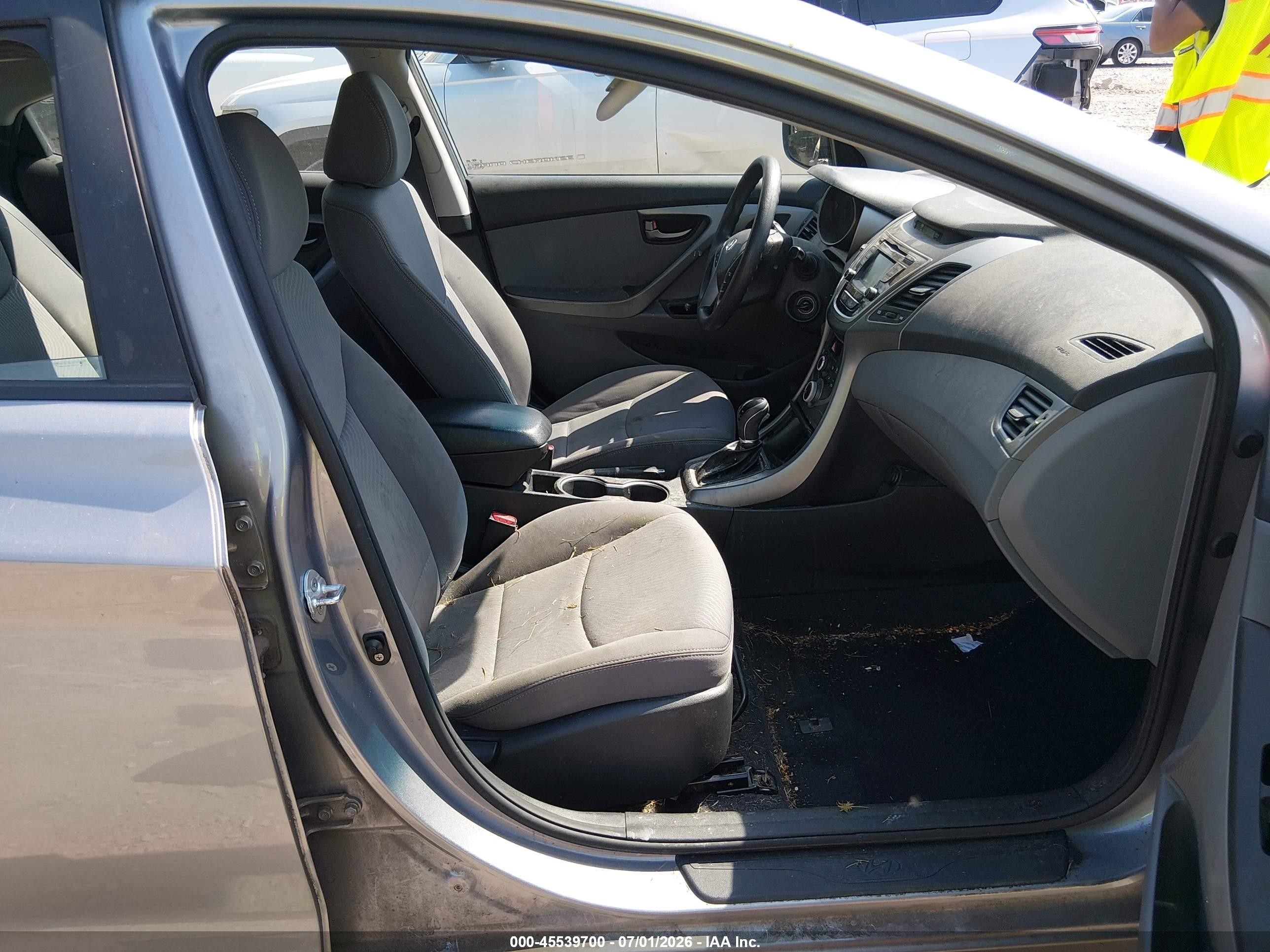 2015 Hyundai Elantra Se Silver vin: KMHDH4AE8FU346211