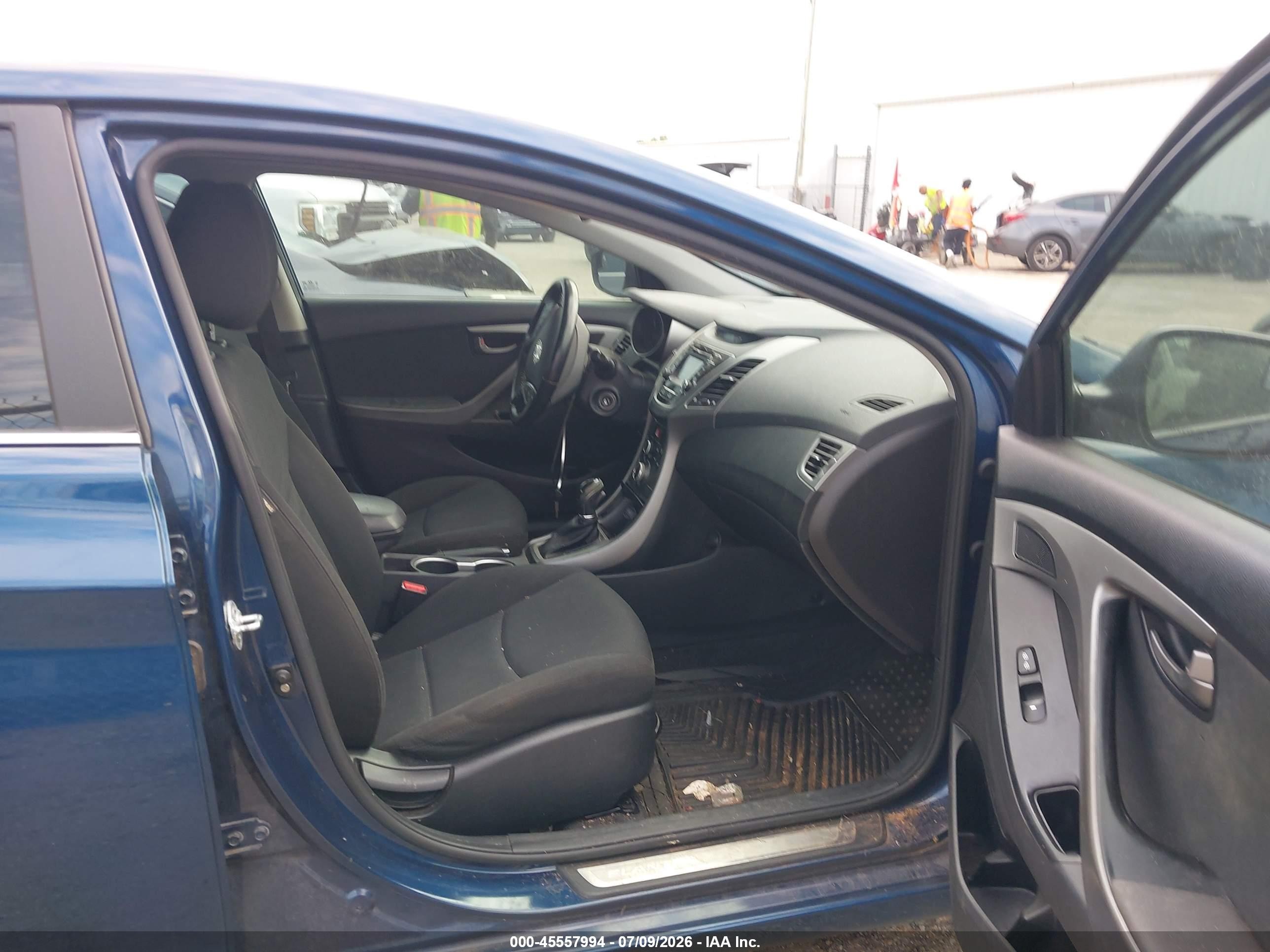2015 Hyundai Elantra Se Blue vin: KMHDH4AE8FU354065