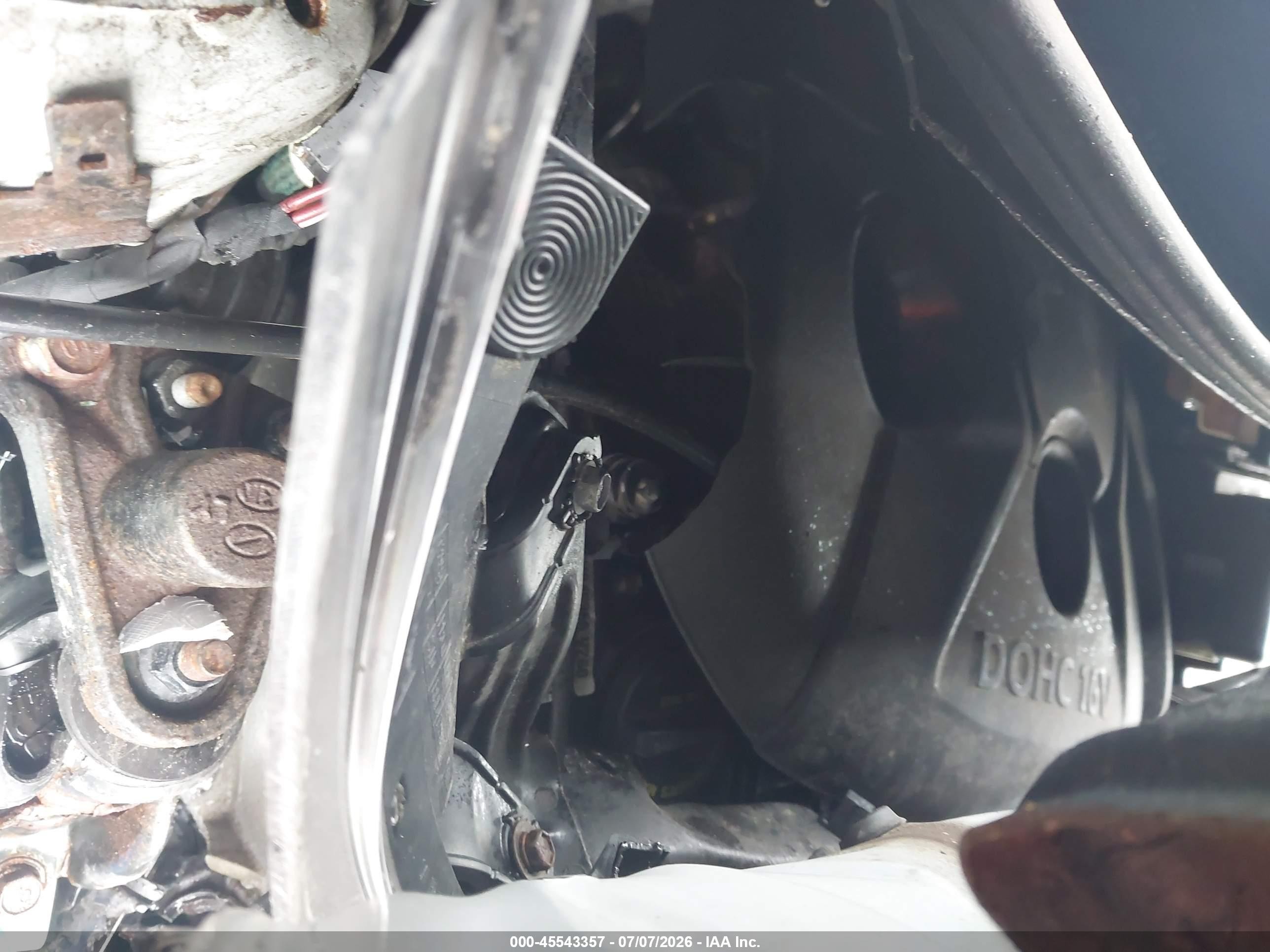 2015 Hyundai Elantra Limited Серебряный vin: KMHDH4AE8FU437785