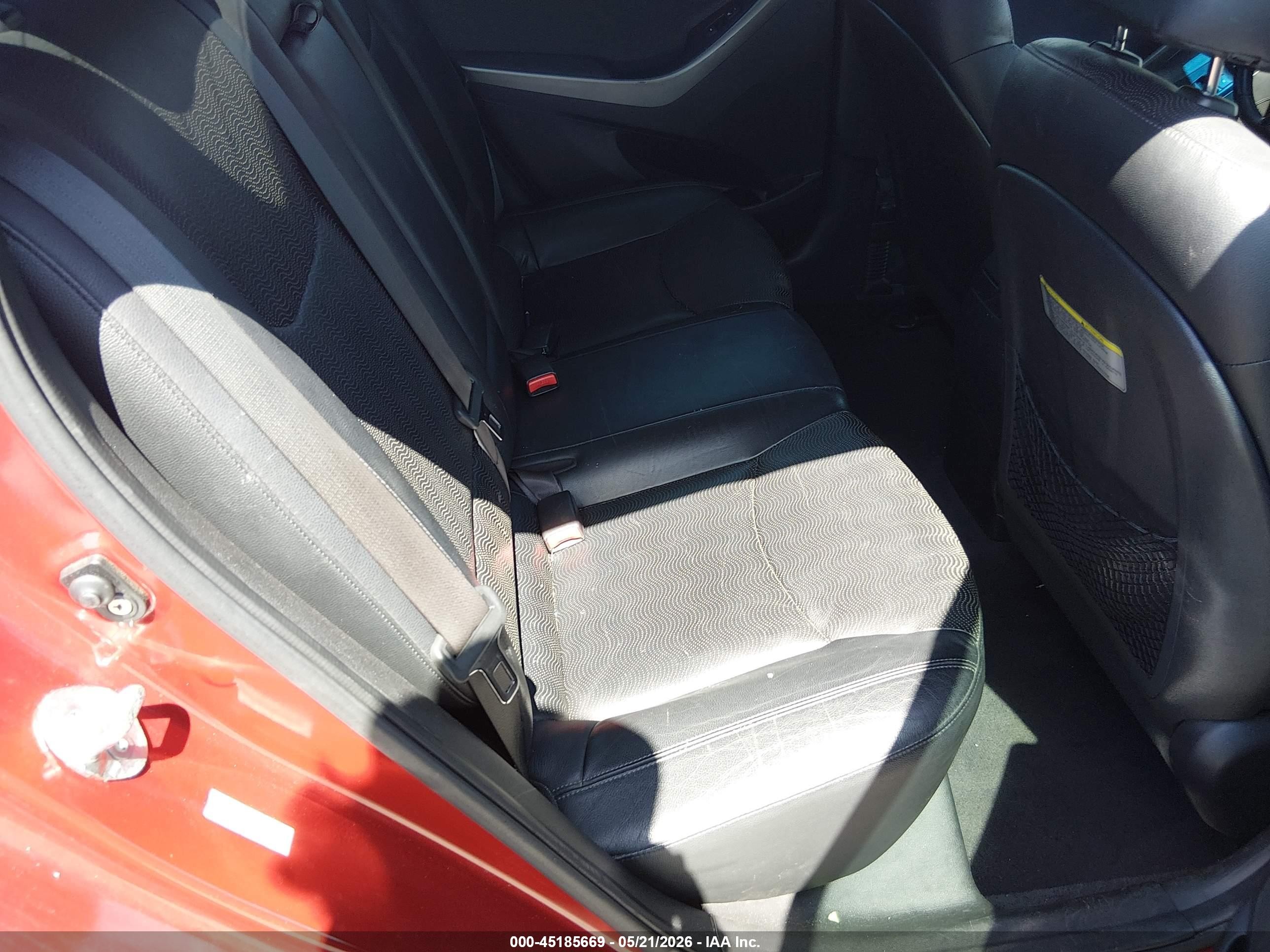 2011 Hyundai Elantra Limited (ulsan Plant) Red vin: KMHDH4AE9BU095368