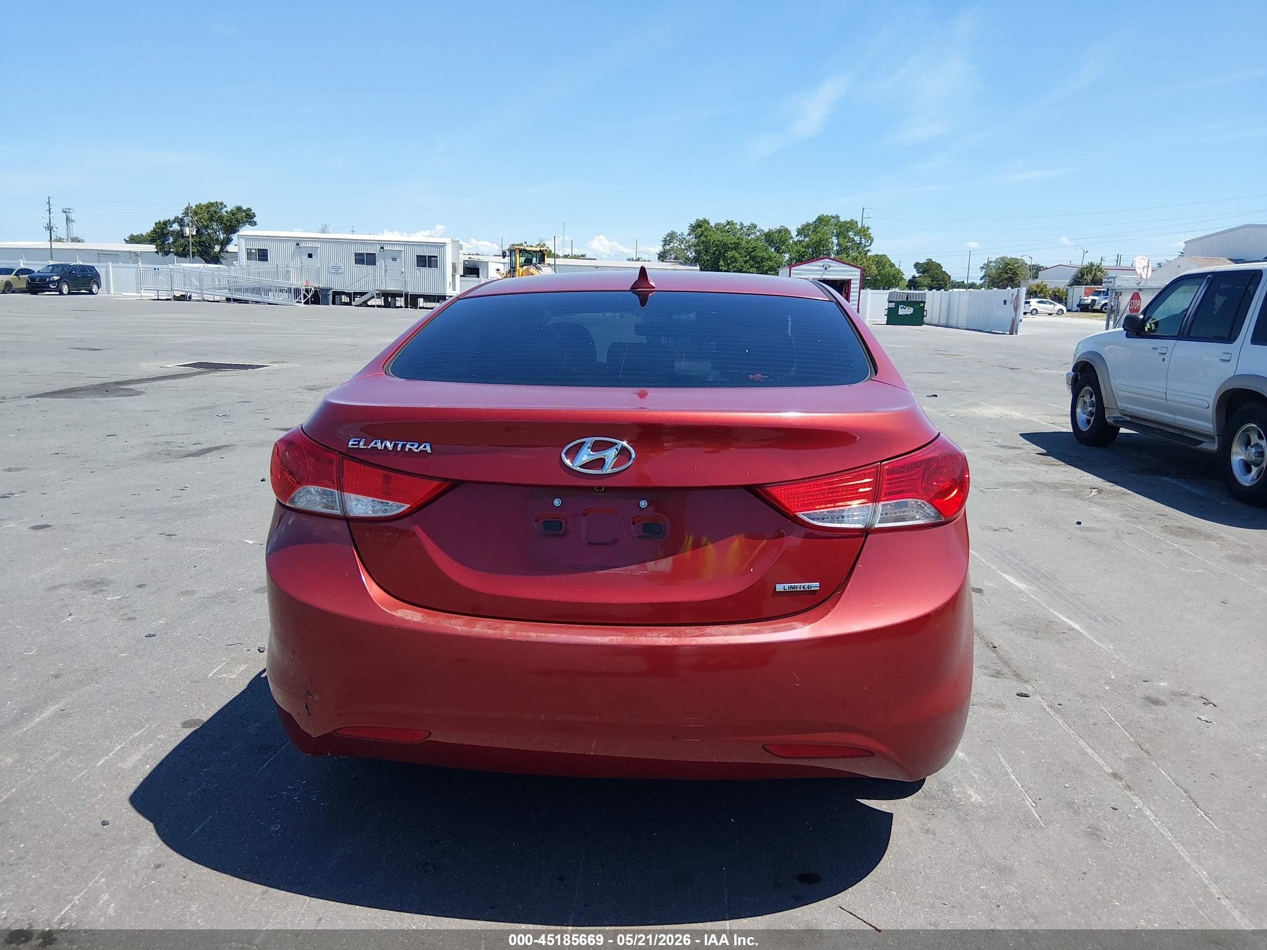 2011 Hyundai Elantra Limited (ulsan Plant) Red vin: KMHDH4AE9BU095368