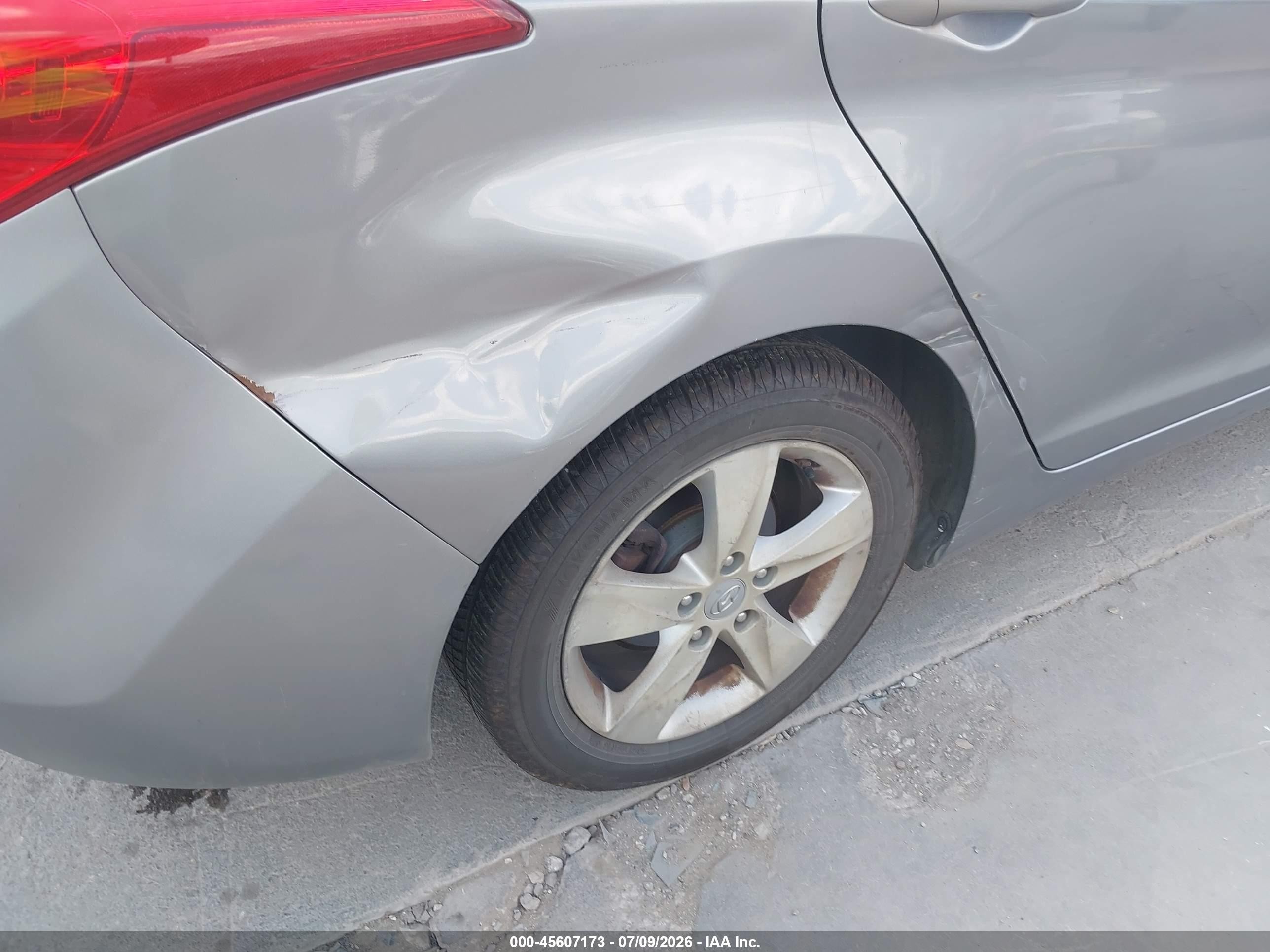 2011 Hyundai Elantra Gls (ulsan Plant) Серебряный vin: KMHDH4AE9BU143788