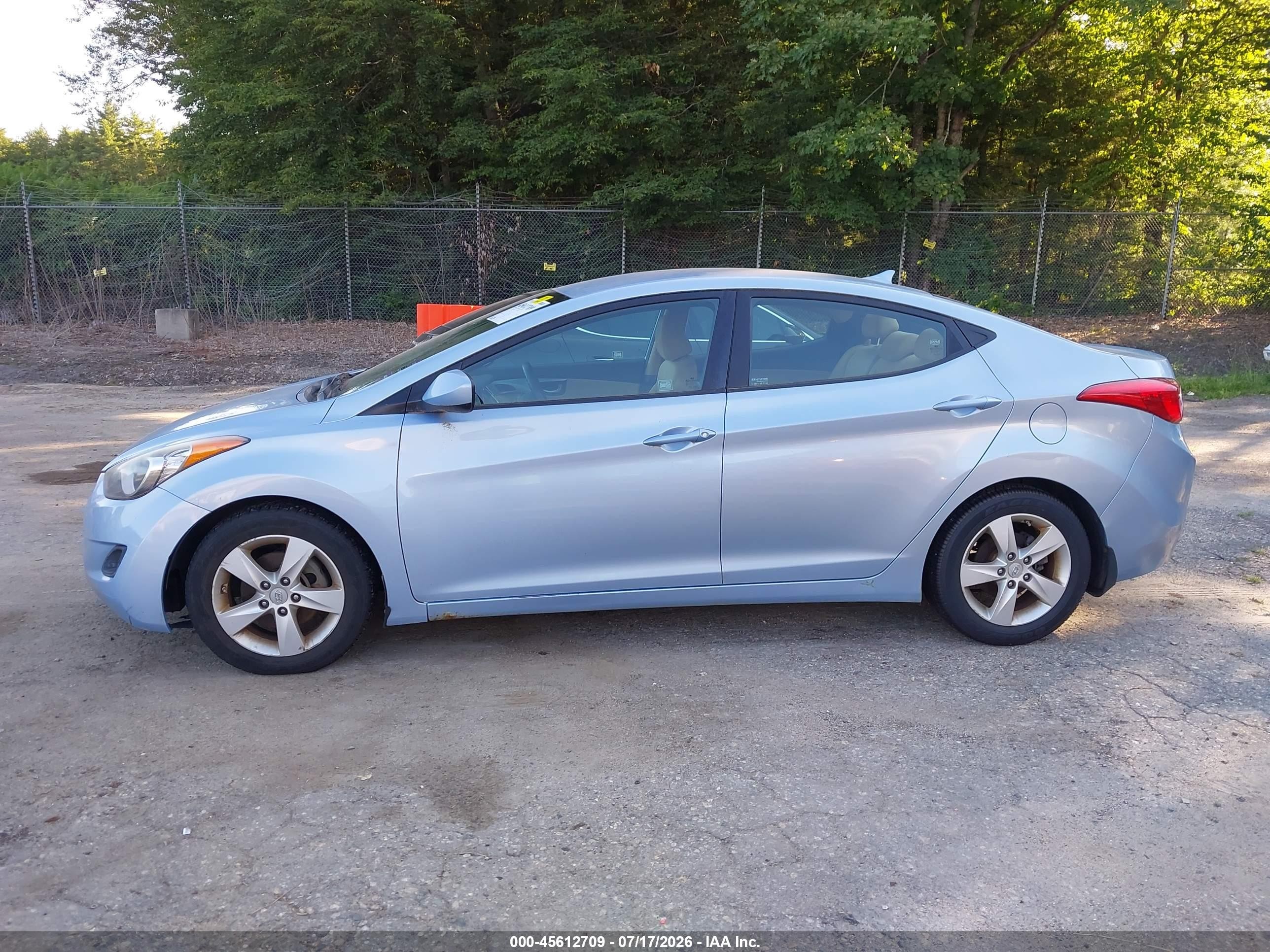 2011 Hyundai Elantra Gls/limited Light Blue vin: KMHDH4AE9BU147419