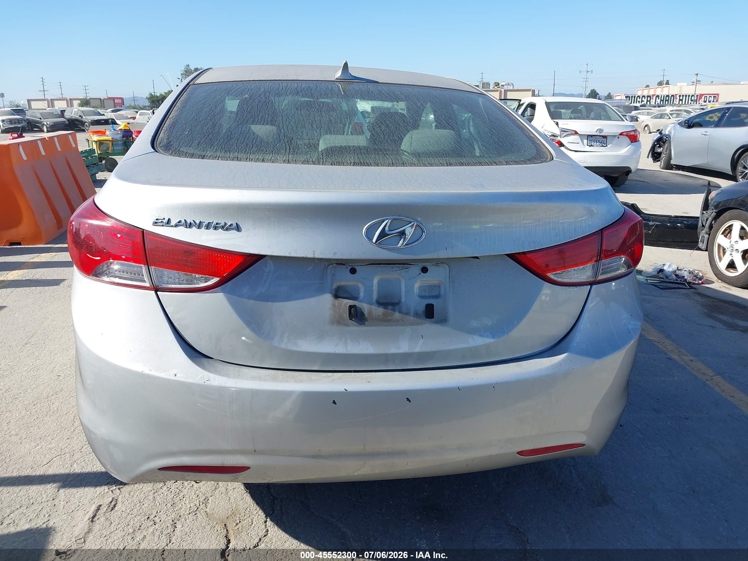2011 Hyundai Elantra Gls (ulsan Plant) Silver vin: KMHDH4AE9BU152670