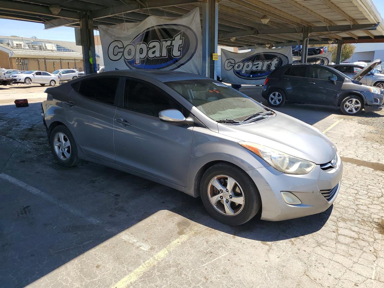 2012 Hyundai Elantra Limited Silver vin: KMHDH4AE9CU217261