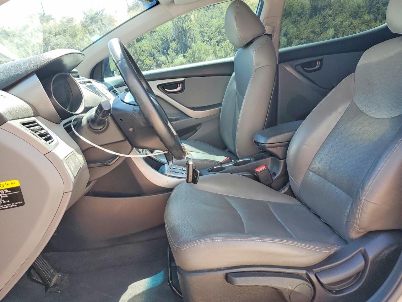 2012 Hyundai Elantra Limited Серебряный vin: KMHDH4AE9CU223125