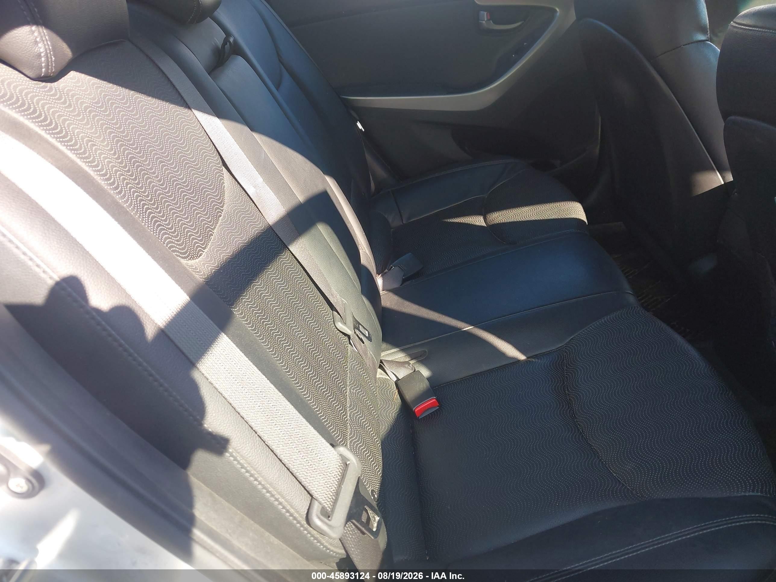 2012 Hyundai Elantra Limited (ulsan Plant) Silver vin: KMHDH4AE9CU231337