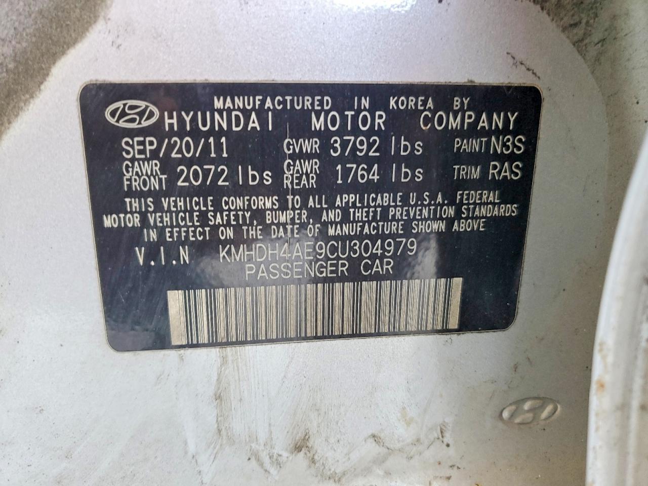 2012 Hyundai Elantra Limited Silver vin: KMHDH4AE9CU304979