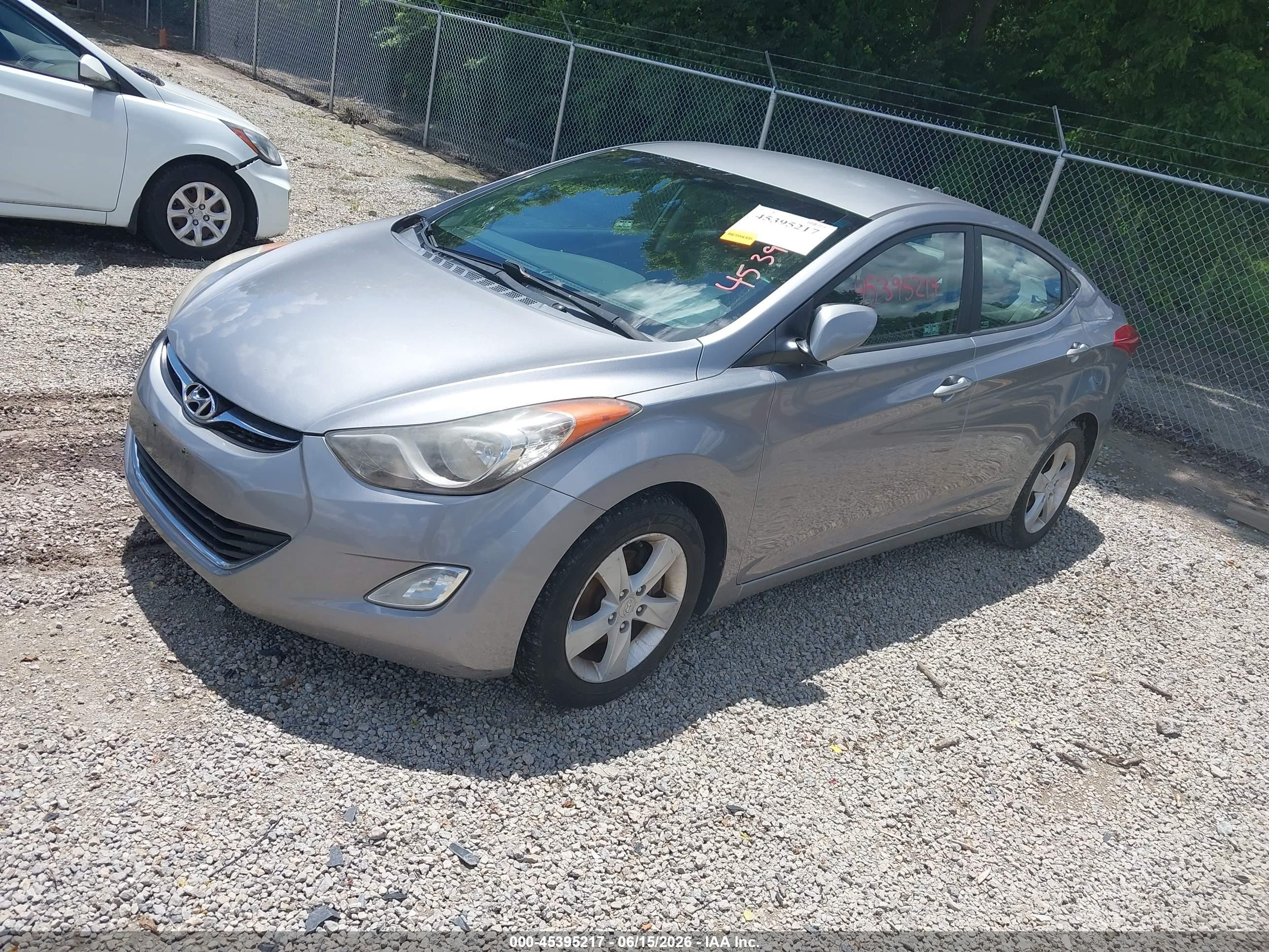 2012 Hyundai Elantra Gls (ulsan Plant) Silver vin: KMHDH4AE9CU312001
