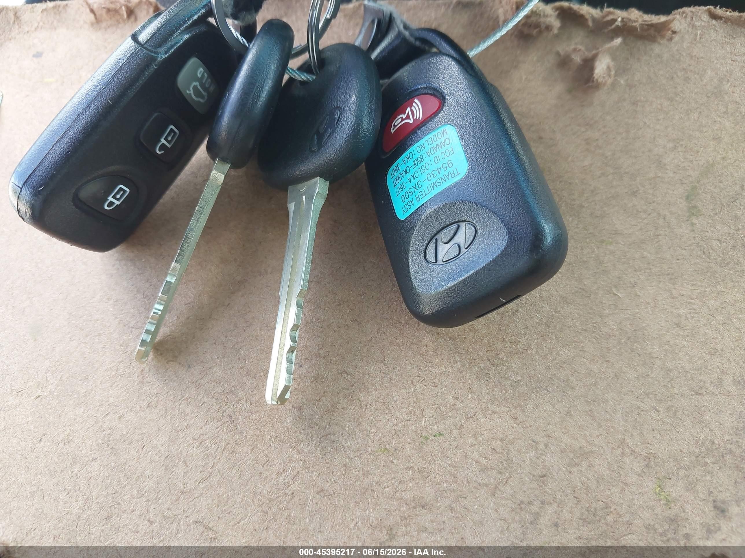 2012 Hyundai Elantra Gls (ulsan Plant) Silver vin: KMHDH4AE9CU312001