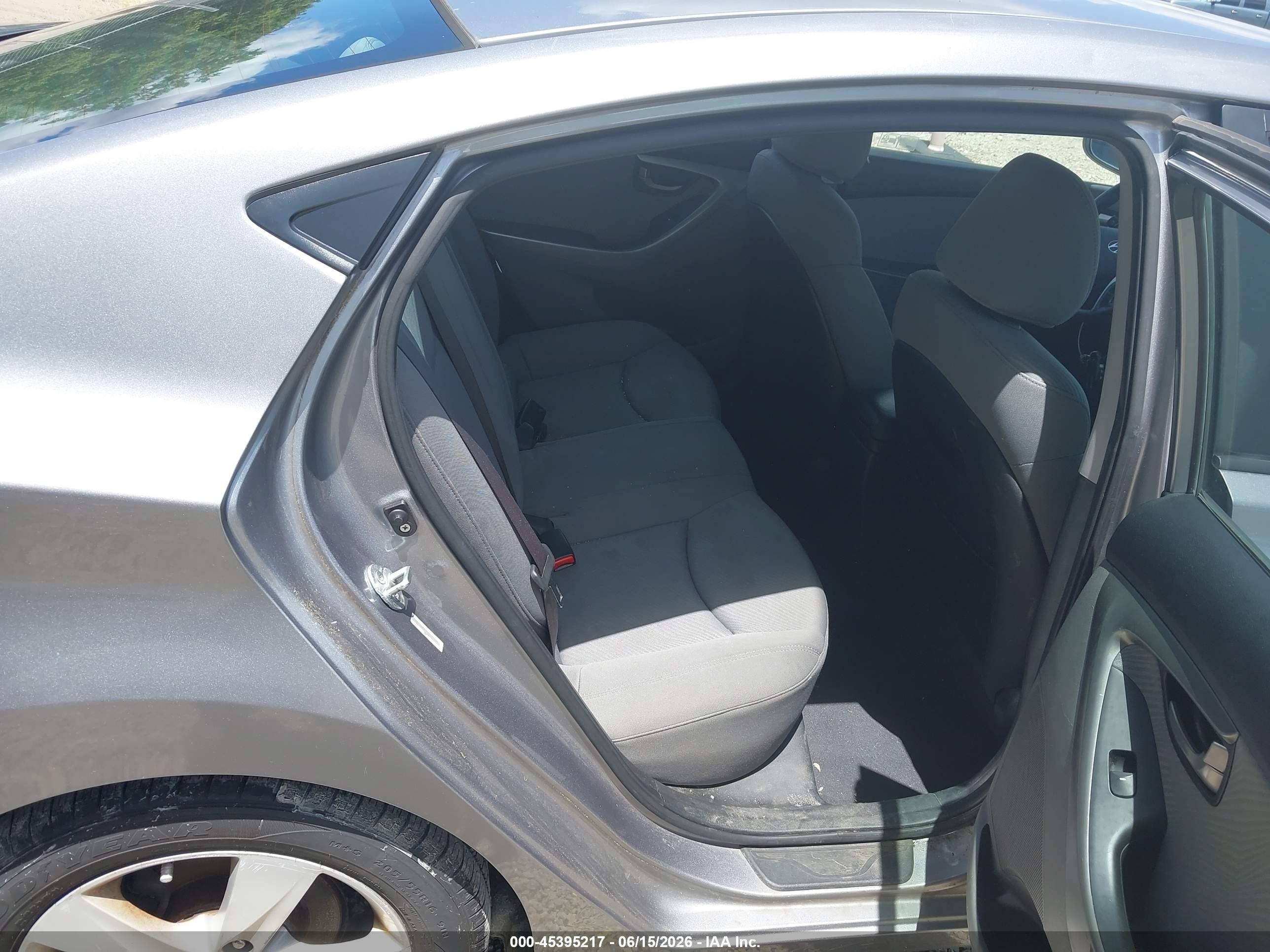 2012 Hyundai Elantra Gls (ulsan Plant) Silver vin: KMHDH4AE9CU312001