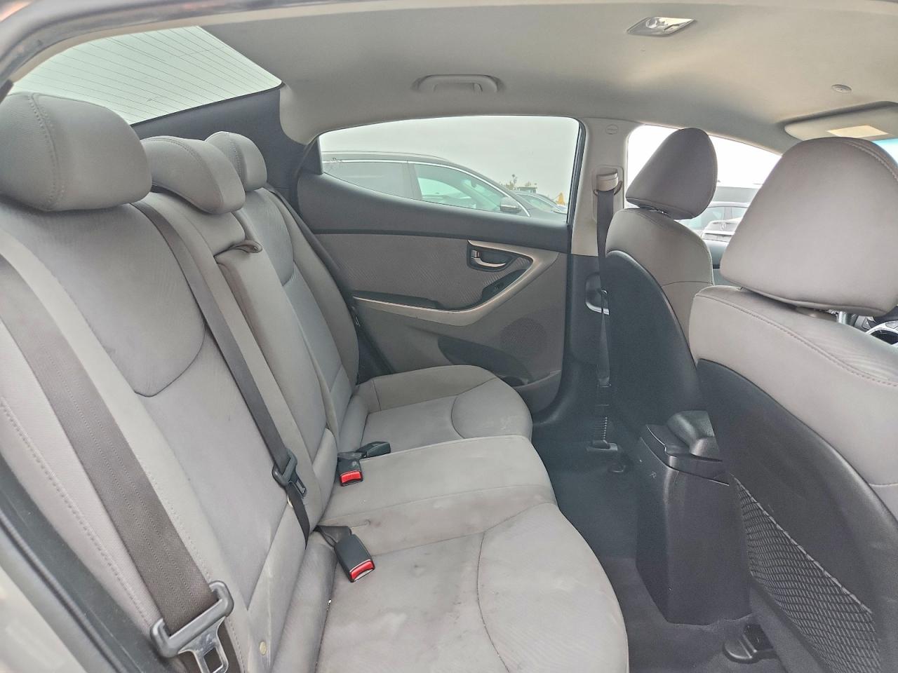 2012 Hyundai Elantra Gls Silver vin: KMHDH4AE9CU360923