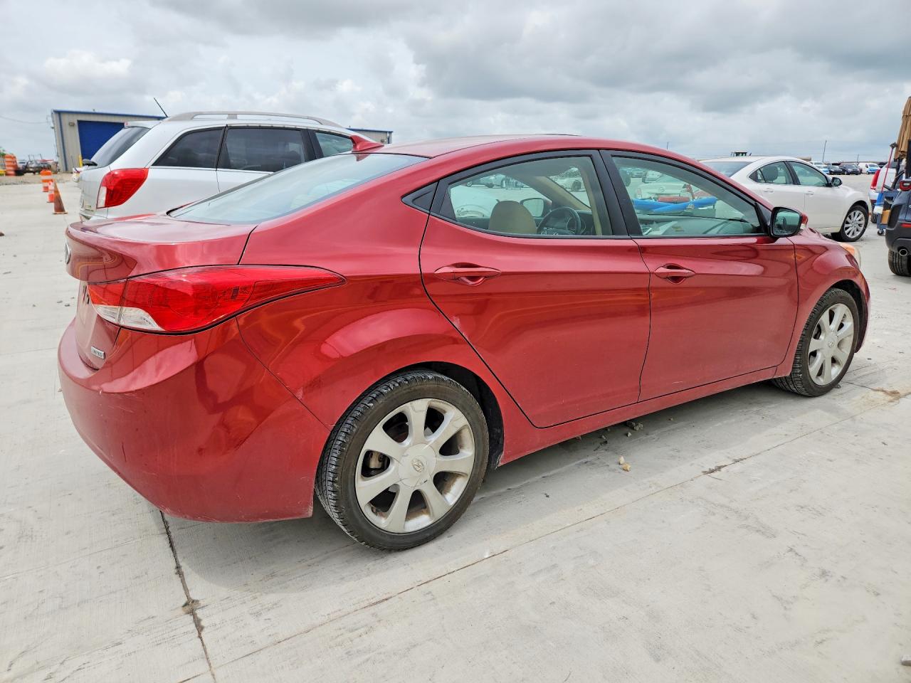 2012 Hyundai Elantra Limited Red vin: KMHDH4AE9CU427729