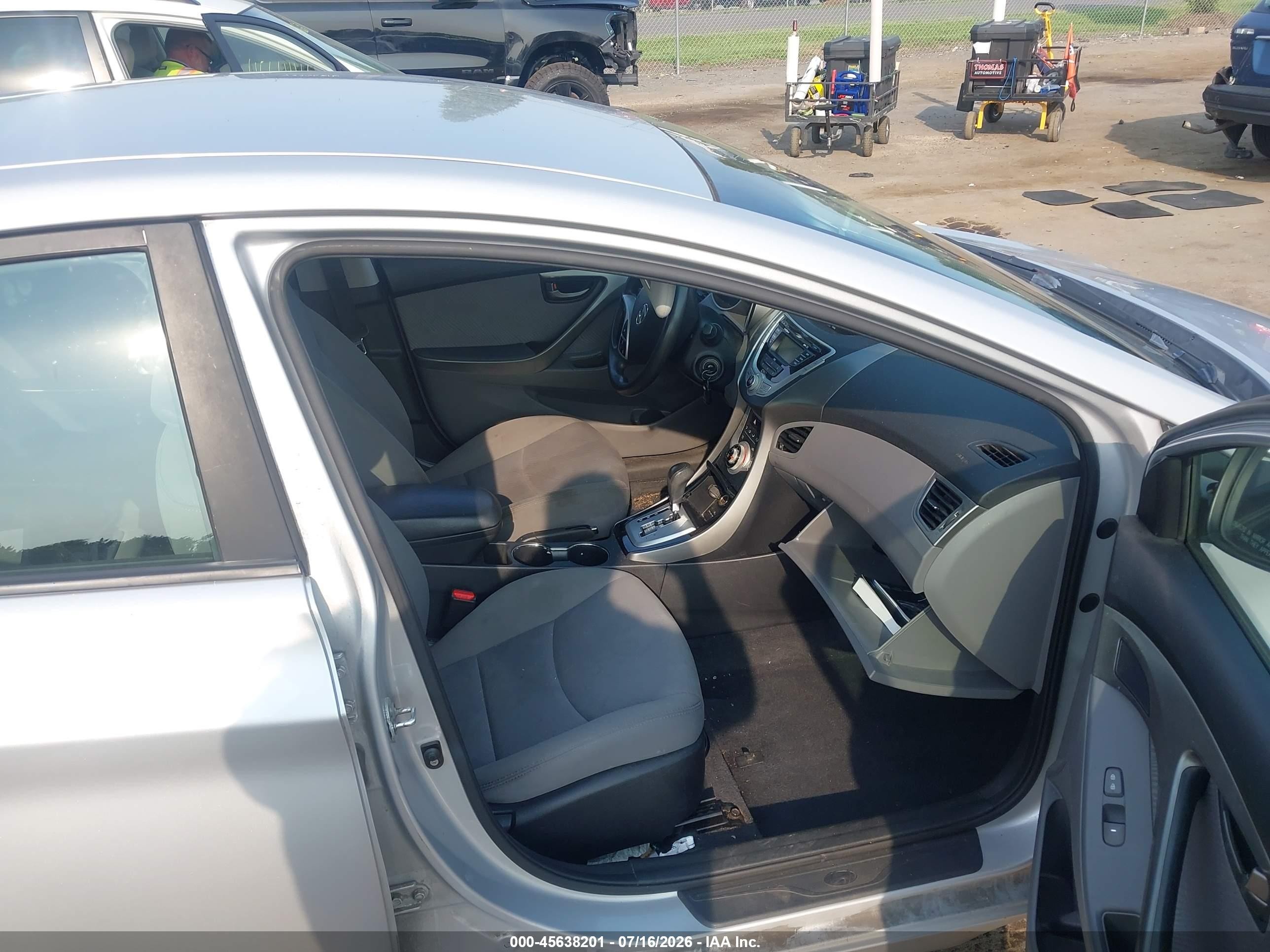 2012 Hyundai Elantra Gls (ulsan Plant) Silver vin: KMHDH4AE9CU475649