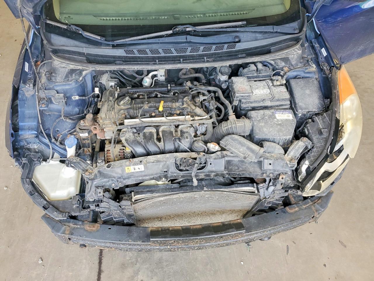 2013 Hyundai Elantra Gls Blue vin: KMHDH4AE9DU562159