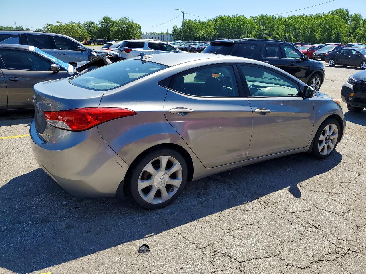 2013 Hyundai Elantra Limited Gray vin: KMHDH4AE9DU564624