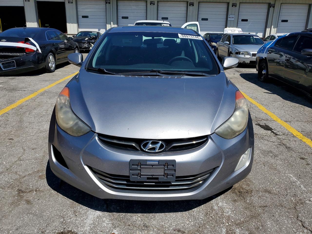 2013 Hyundai Elantra Limited Gray vin: KMHDH4AE9DU564624