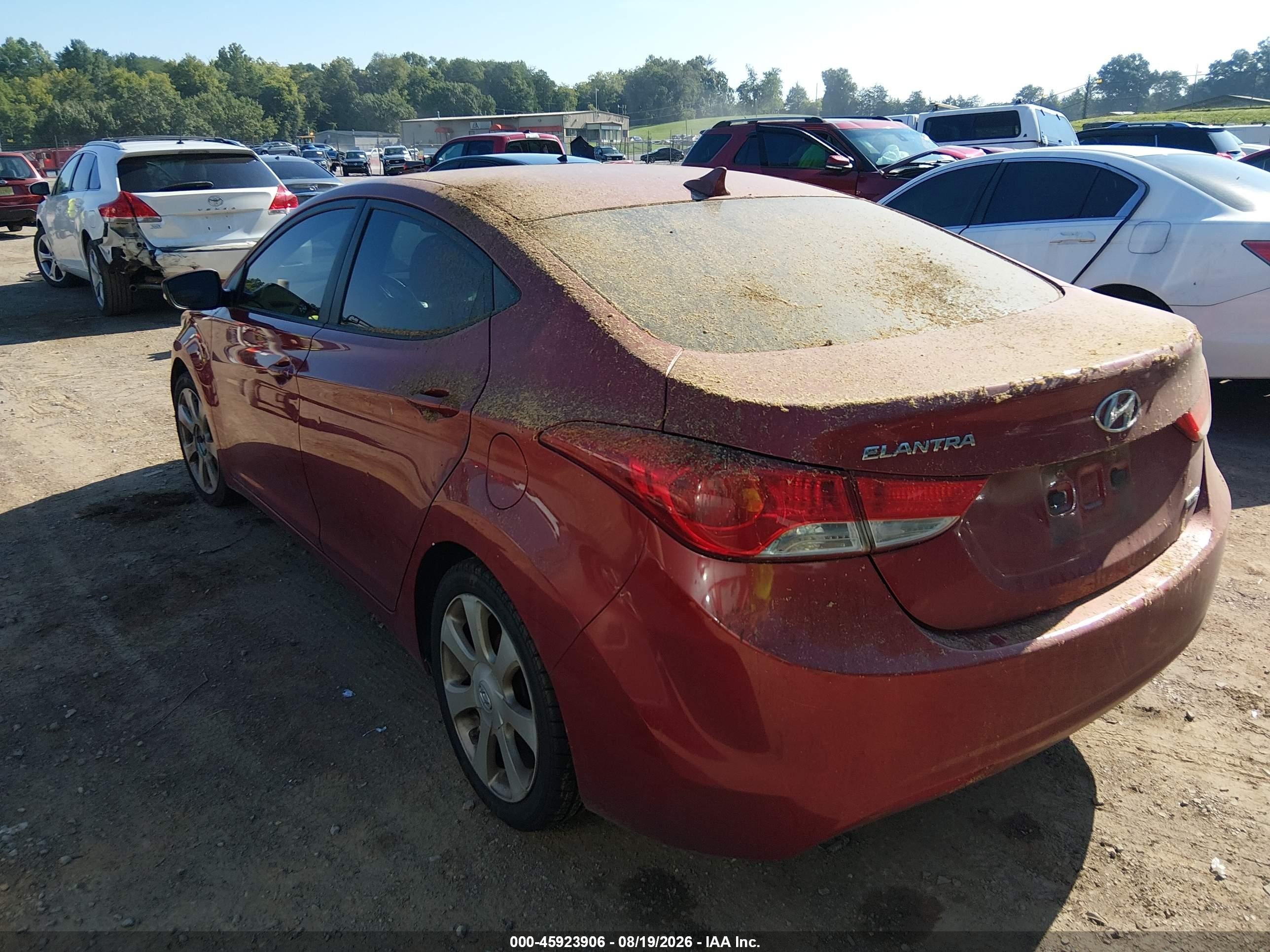 2013 Hyundai Elantra Limited Maroon vin: KMHDH4AE9DU611389