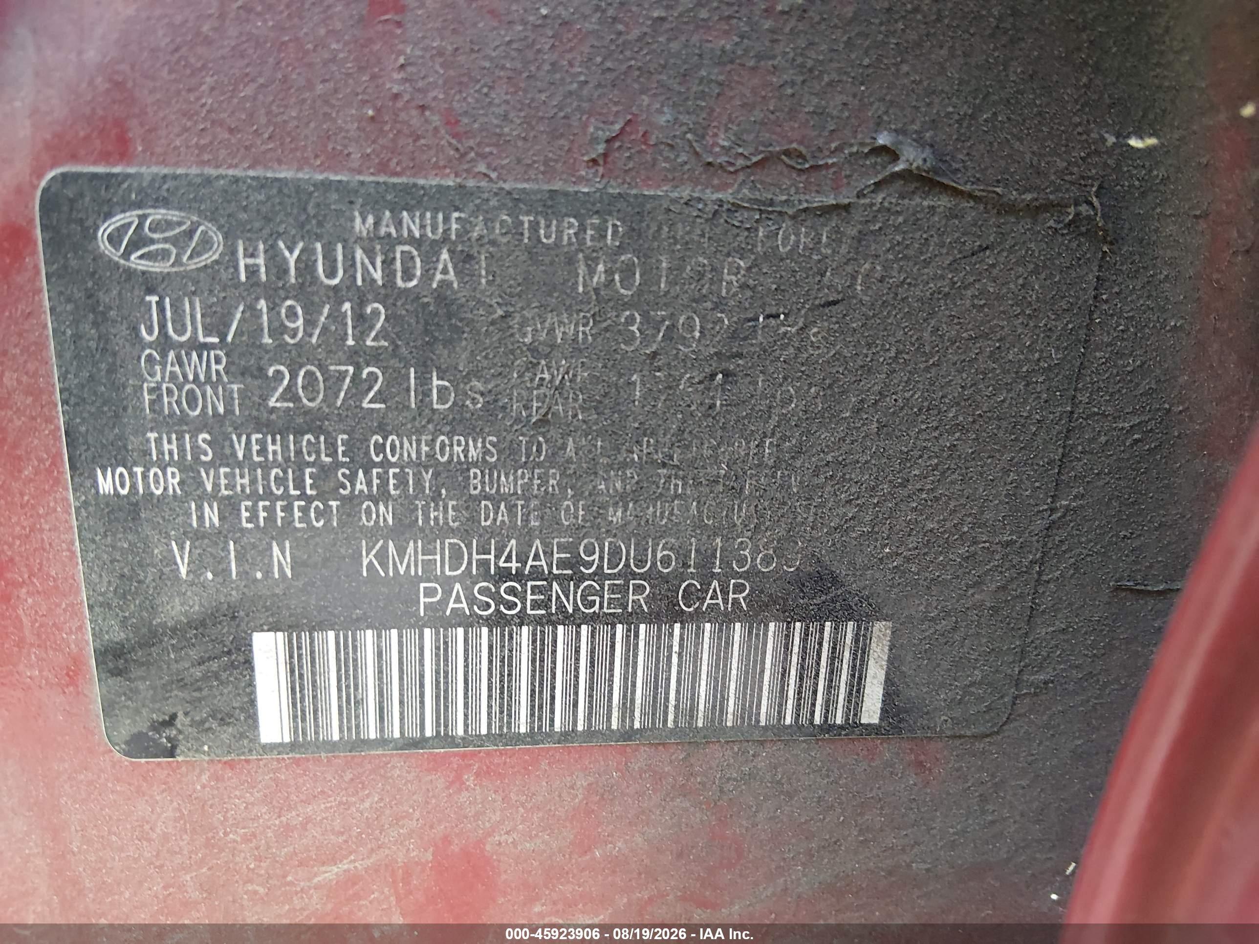 2013 Hyundai Elantra Limited Maroon vin: KMHDH4AE9DU611389